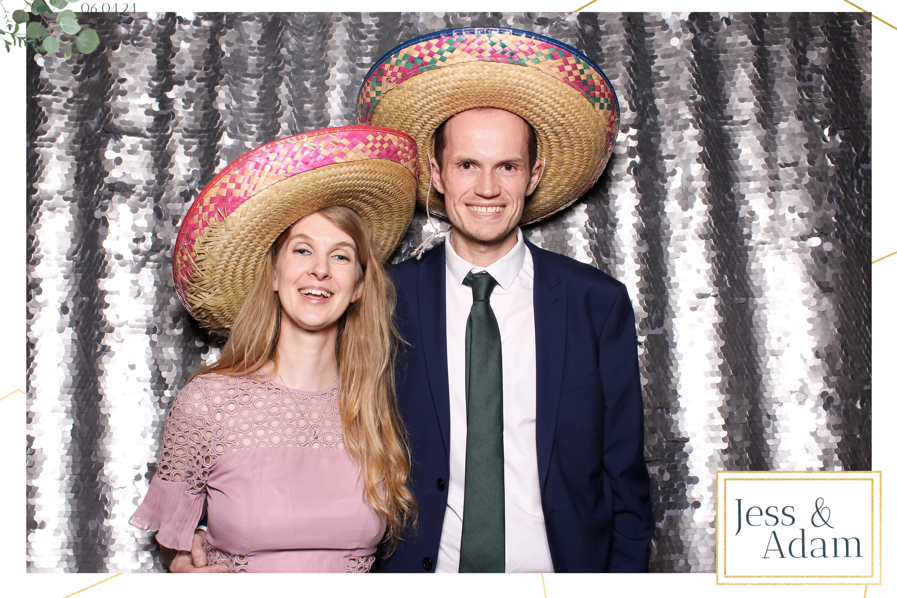 Jess and Adam - Classic Open Booth | View more photos from the event at gallery.freshbooths.com/u/FreshBooths/Jess-and-Adam-Classic-Open-Booth