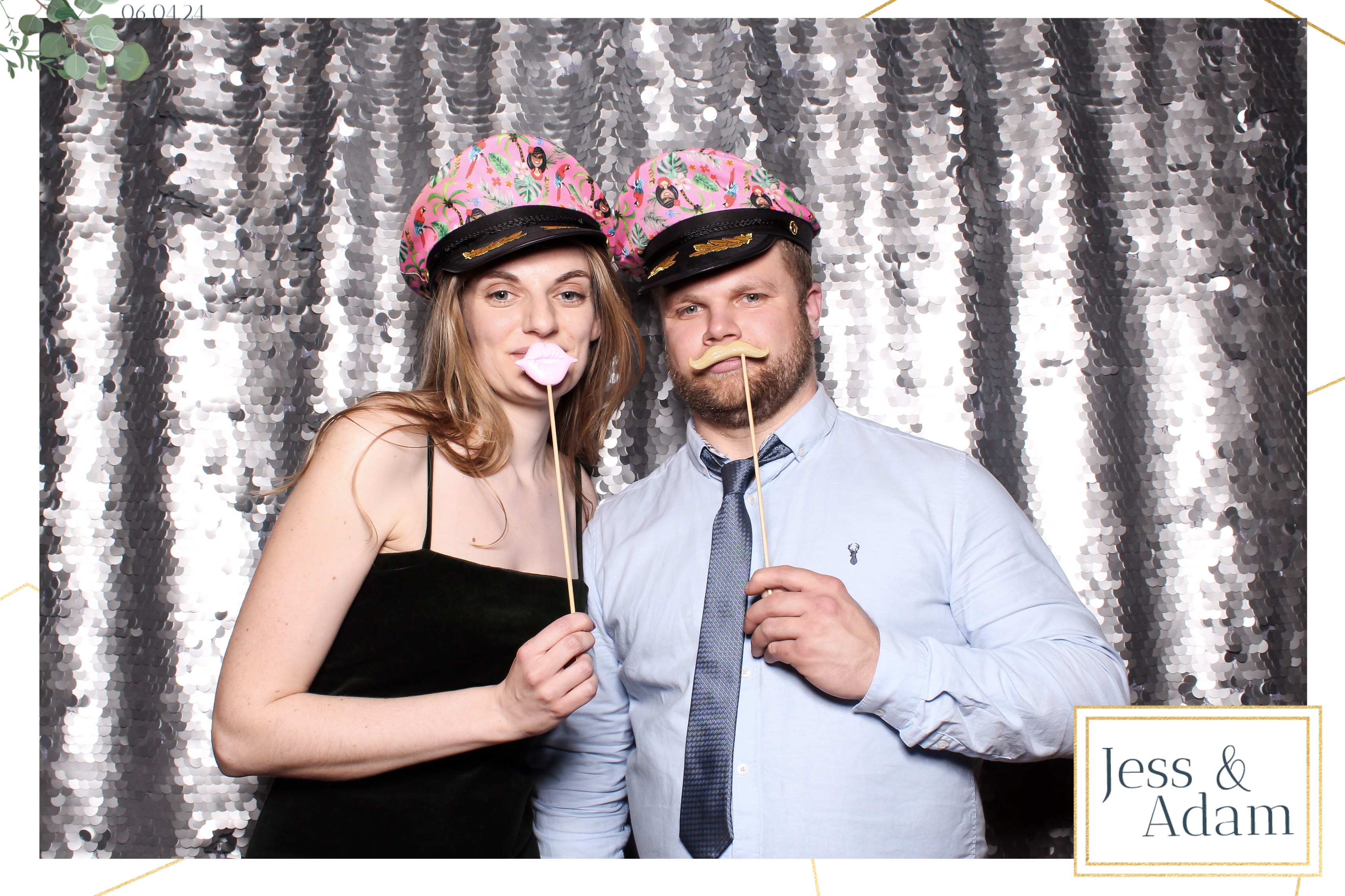 Jess and Adam - Classic Open Booth | View more photos from the event at gallery.freshbooths.com/u/FreshBooths/Jess-and-Adam-Classic-Open-Booth