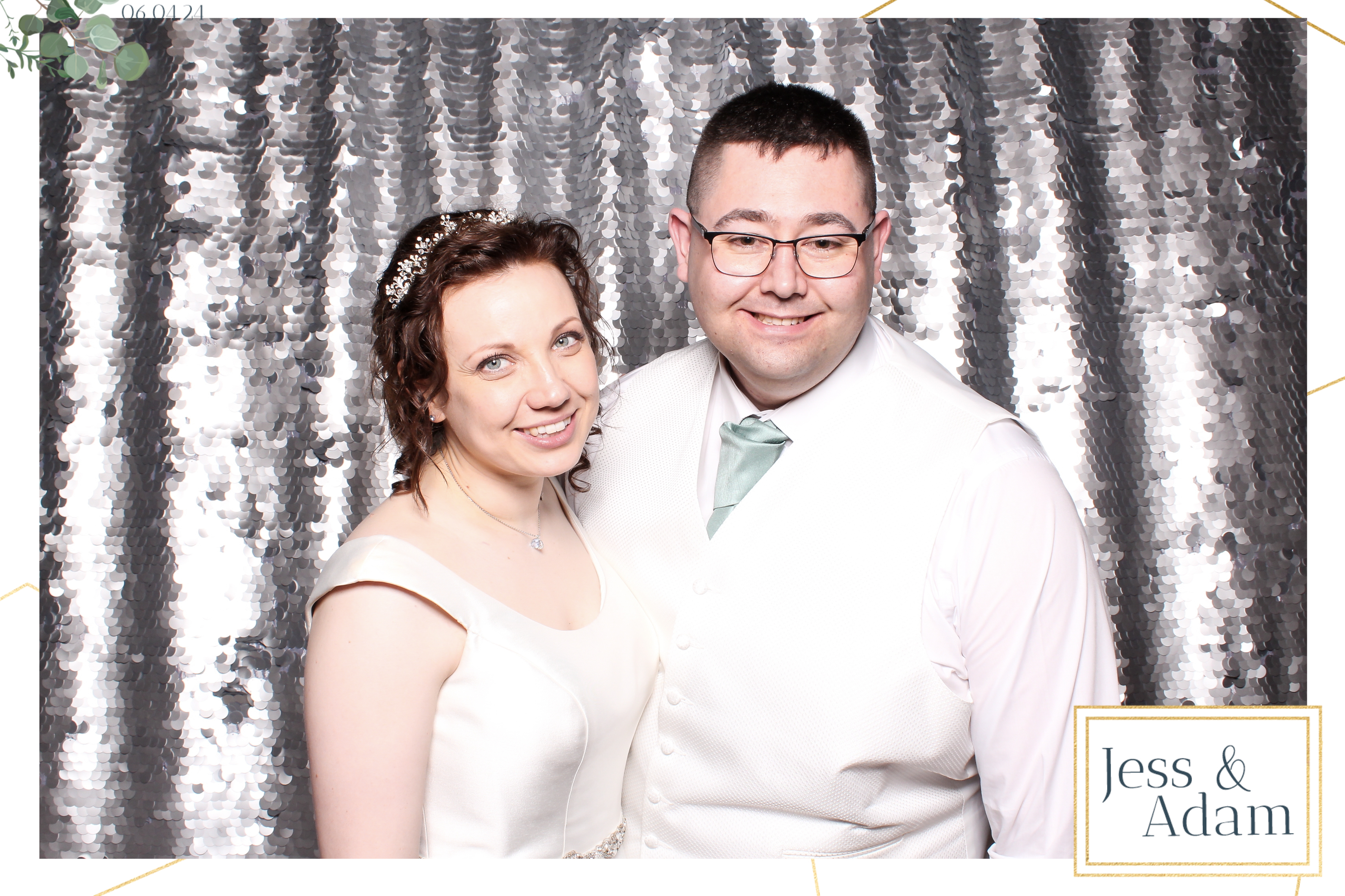 Jess and Adam - Classic Open Booth | View more photos from the event at gallery.freshbooths.com/u/FreshBooths/Jess-and-Adam-Classic-Open-Booth