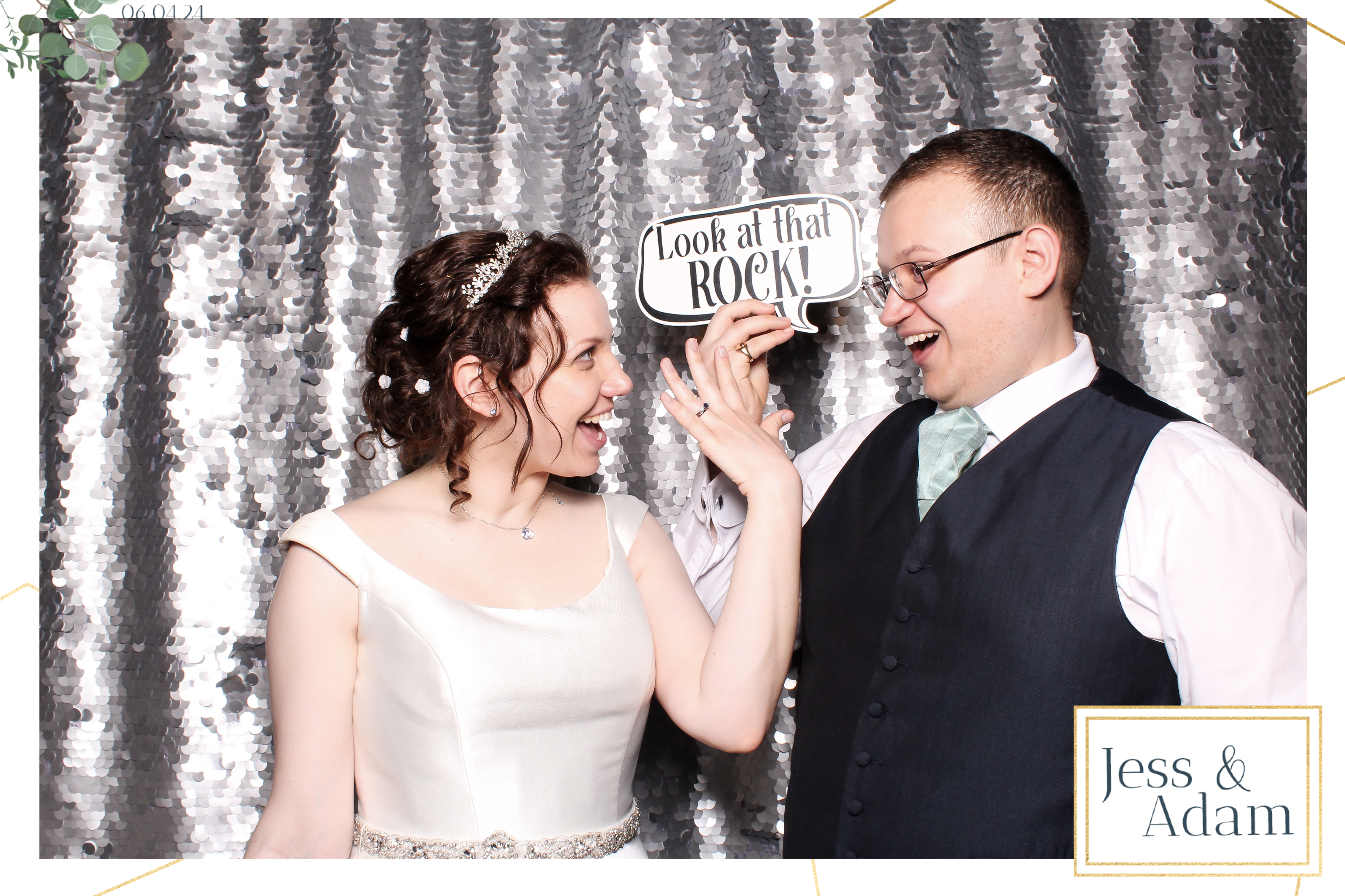 Jess and Adam - Classic Open Booth | View more photos from the event at gallery.freshbooths.com/u/FreshBooths/Jess-and-Adam-Classic-Open-Booth