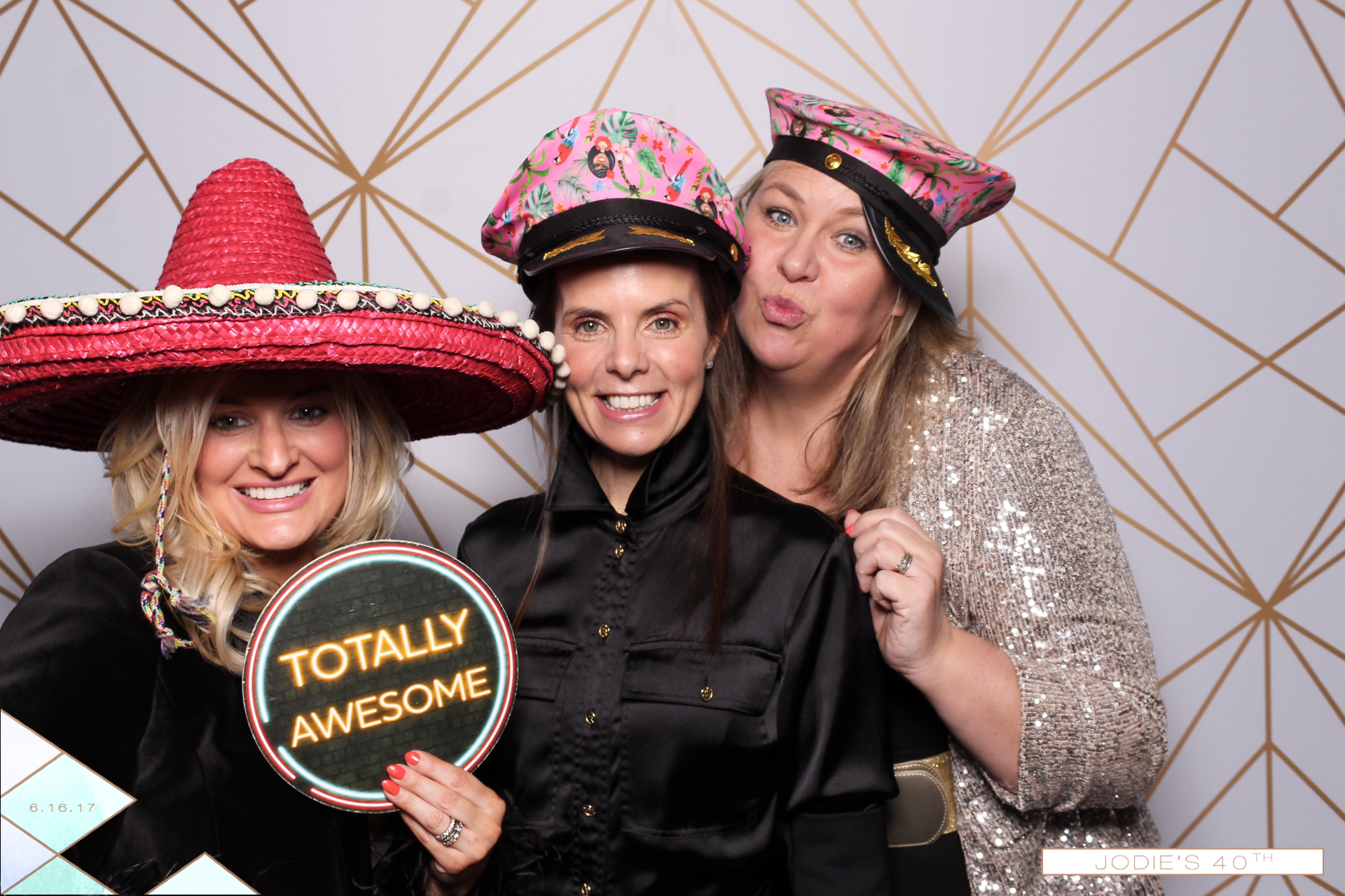 Jodie's 40th Birthday - Classic Open | View more photos from the event at gallery.freshbooths.com/u/FreshBooths/Jodies-40th-Birthday-Classic-Open
