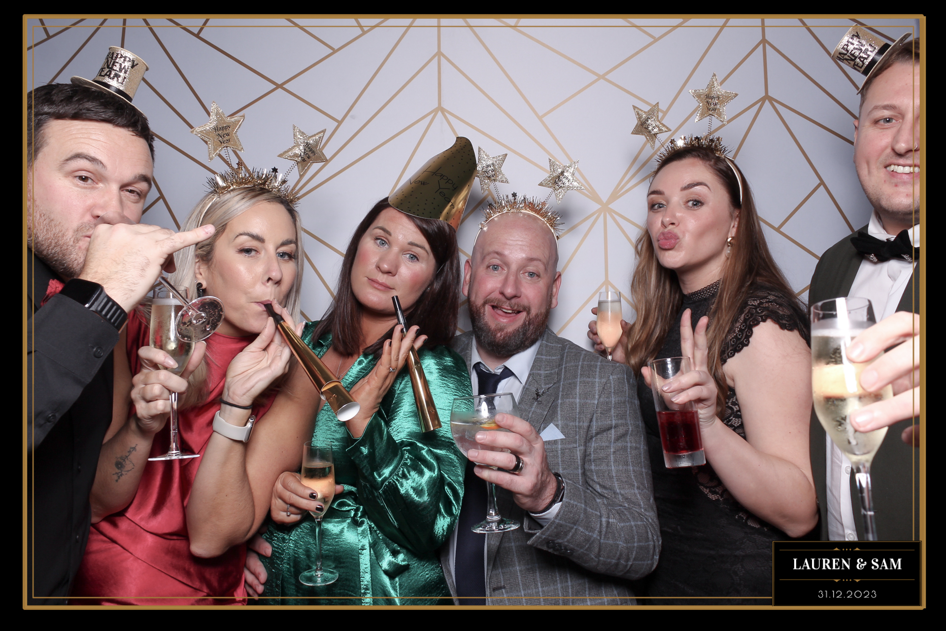 Lauren & Sam Wedding NYE | View more photos from the event at gallery.freshbooths.com/u/FreshBooths/Lauren-Sam-Wedding-NYE