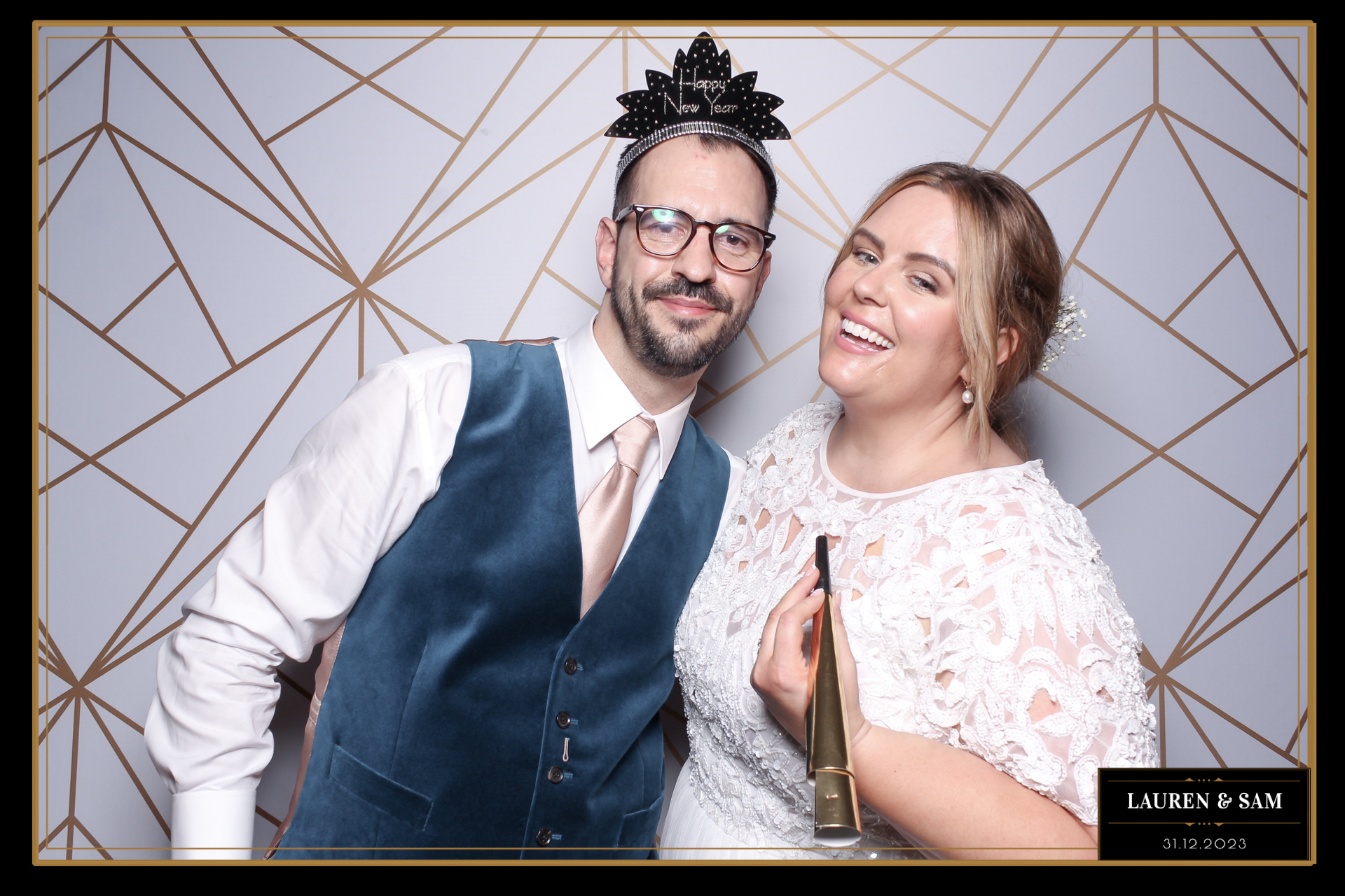 Lauren & Sam Wedding NYE | View more photos from the event at gallery.freshbooths.com/u/FreshBooths/Lauren-Sam-Wedding-NYE