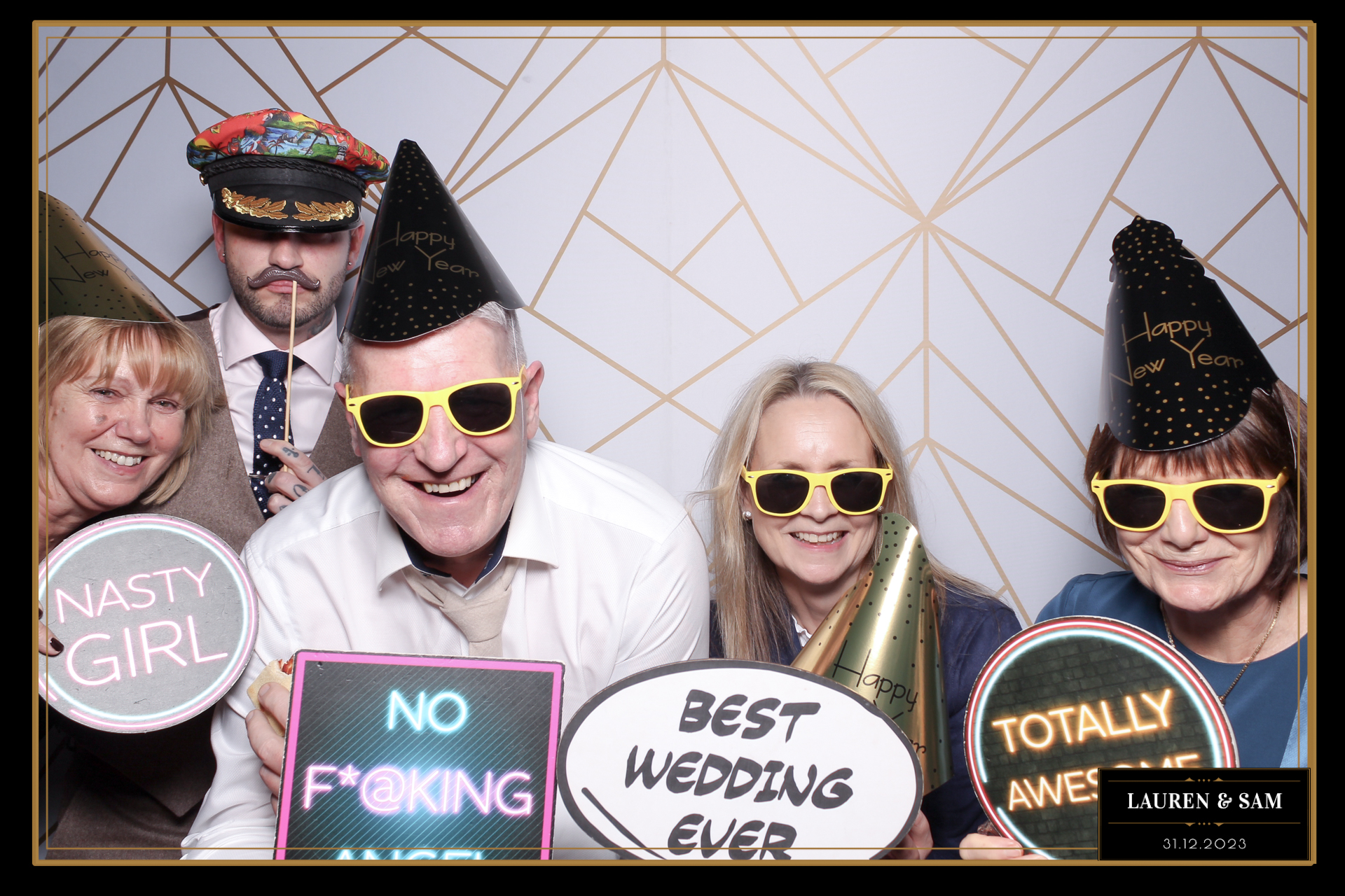 Lauren & Sam Wedding NYE | View more photos from the event at gallery.freshbooths.com/u/FreshBooths/Lauren-Sam-Wedding-NYE
