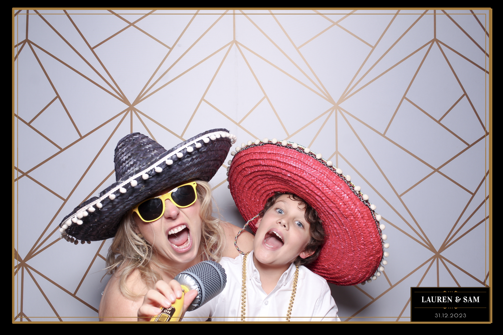 Lauren & Sam Wedding NYE | View more photos from the event at gallery.freshbooths.com/u/FreshBooths/Lauren-Sam-Wedding-NYE