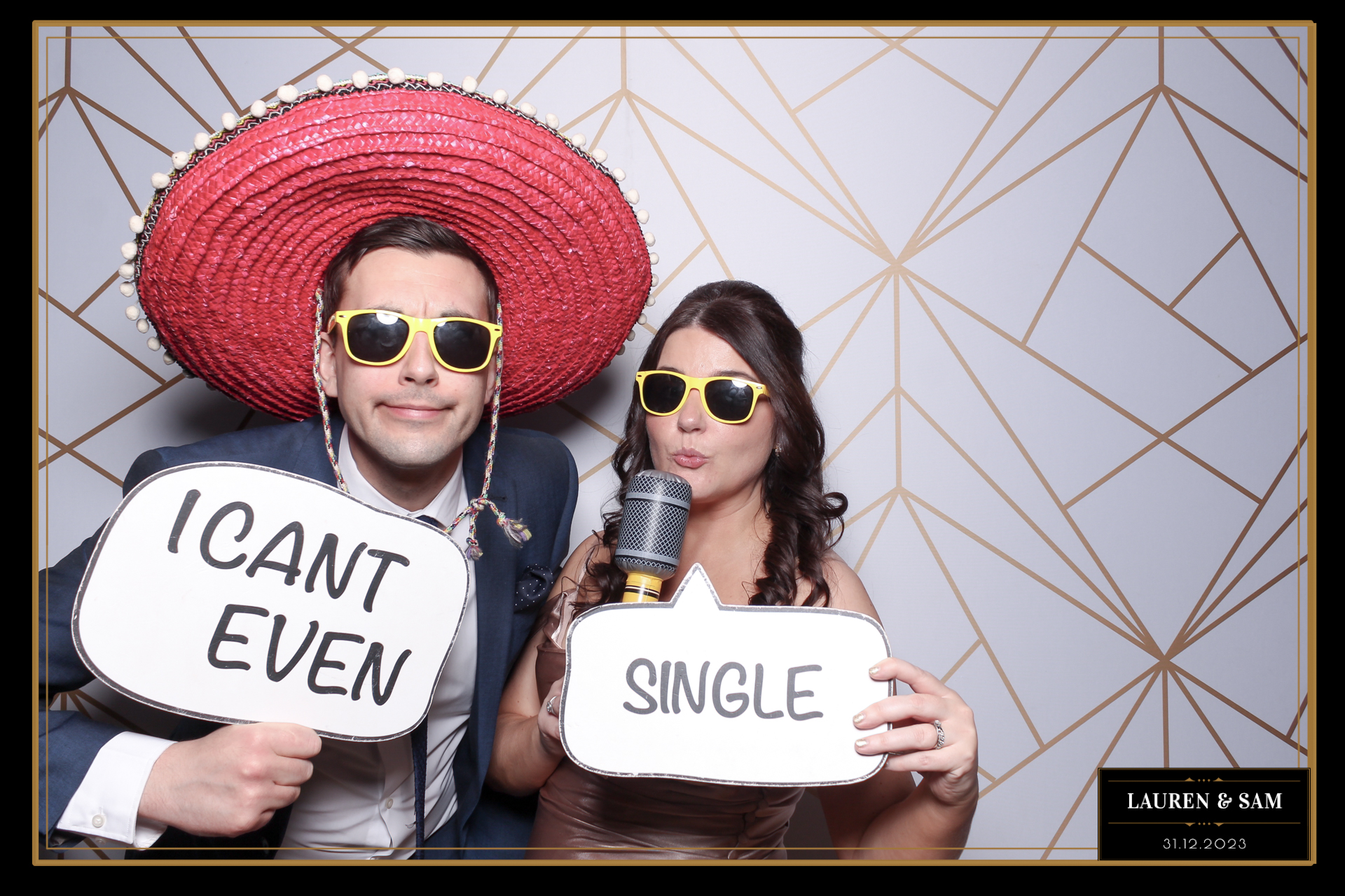 Lauren & Sam Wedding NYE | View more photos from the event at gallery.freshbooths.com/u/FreshBooths/Lauren-Sam-Wedding-NYE