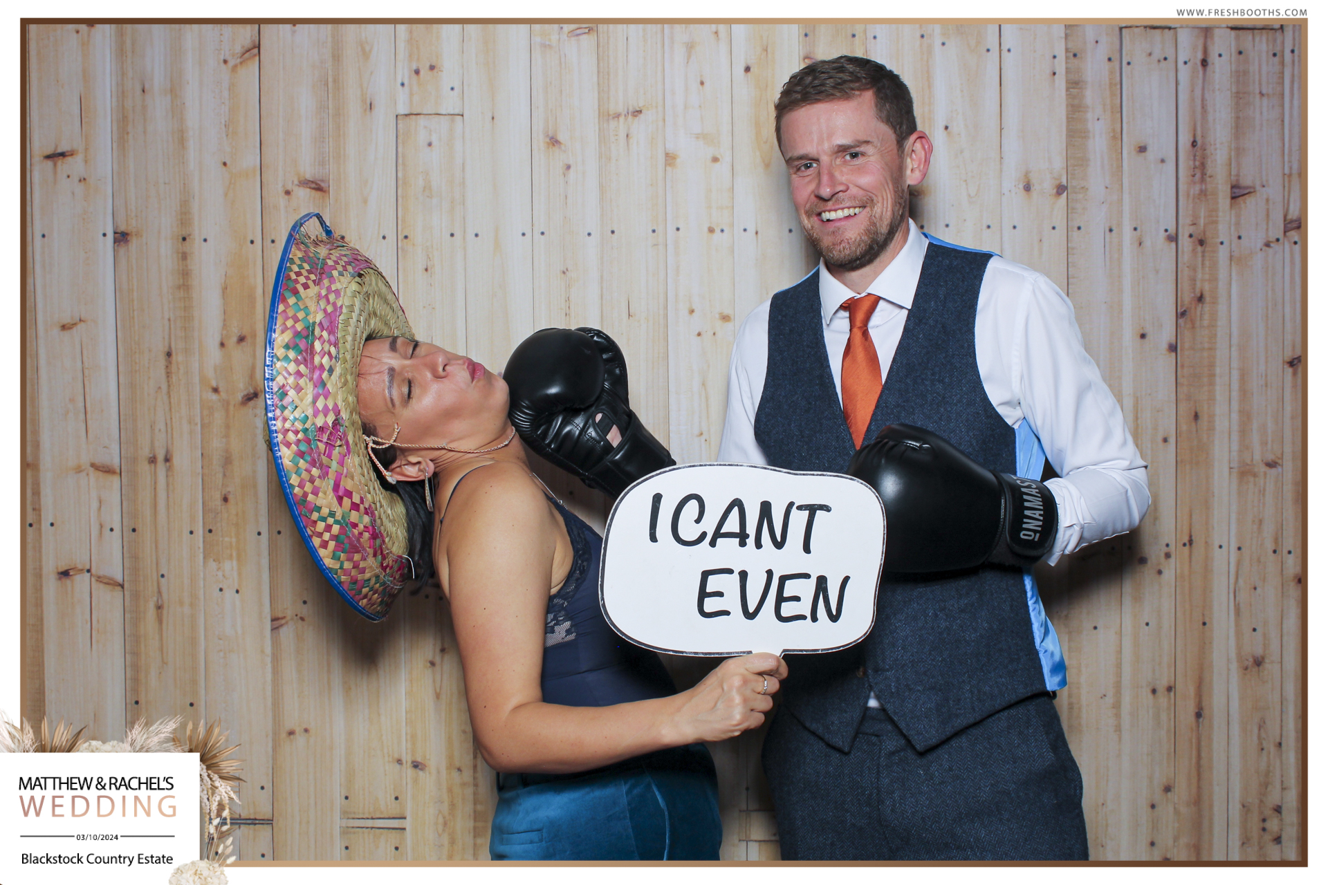 Matthew & Rachel - Classic Open Booth | View more photos from the event at gallery.freshbooths.com/u/FreshBooths/Matthew-Rachel-Classic-Open-Booth