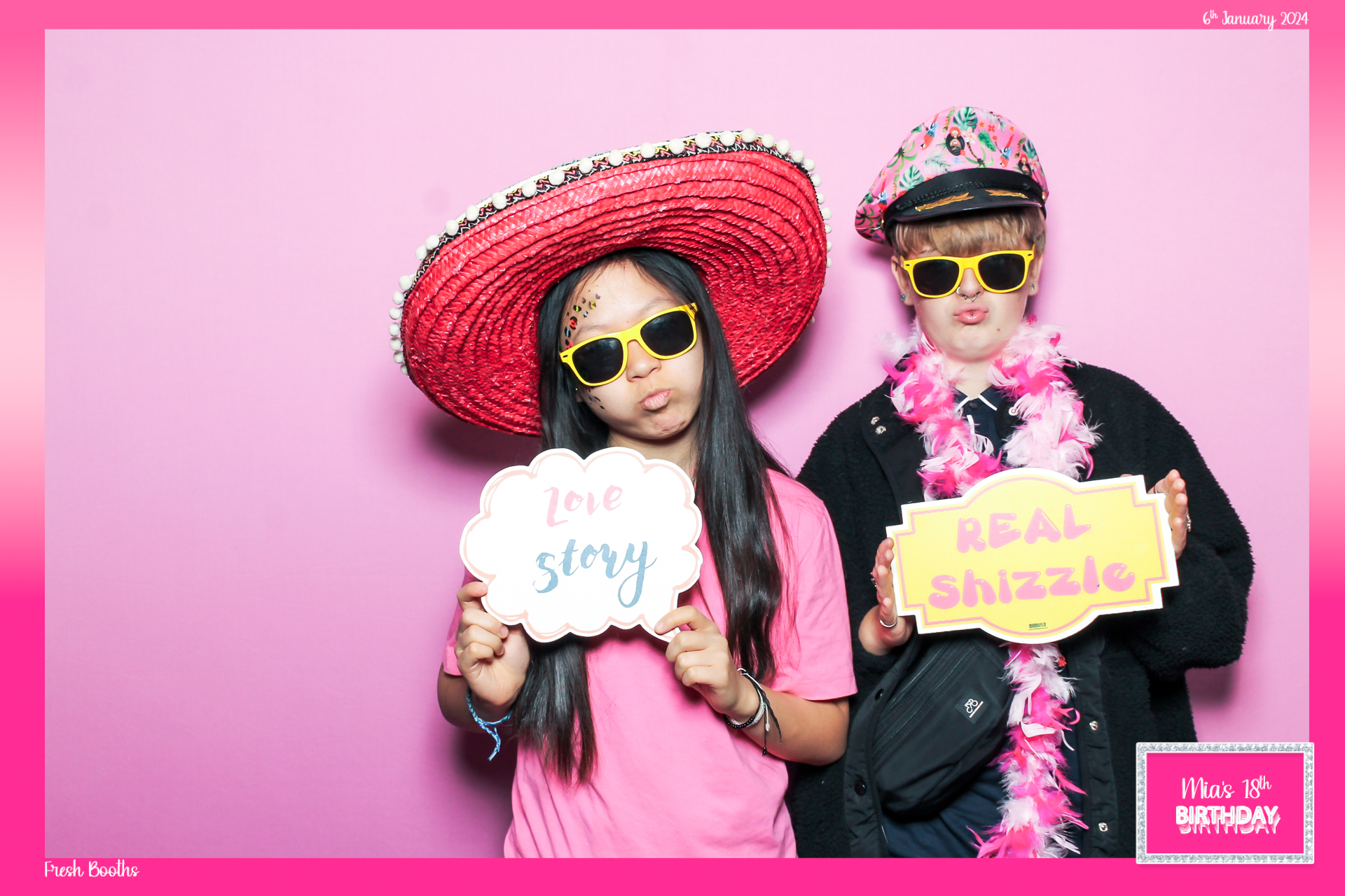 Mia's 18th - Classic Open Booth | View more photos from the event at gallery.freshbooths.com/u/FreshBooths/Mias-18th-Classic-Open-Booth