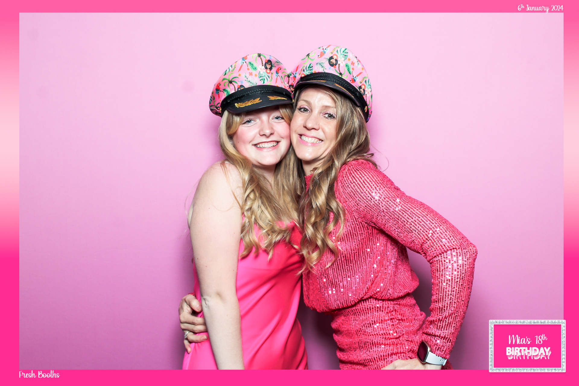 Mia's 18th - Classic Open Booth | View more photos from the event at gallery.freshbooths.com/u/FreshBooths/Mias-18th-Classic-Open-Booth