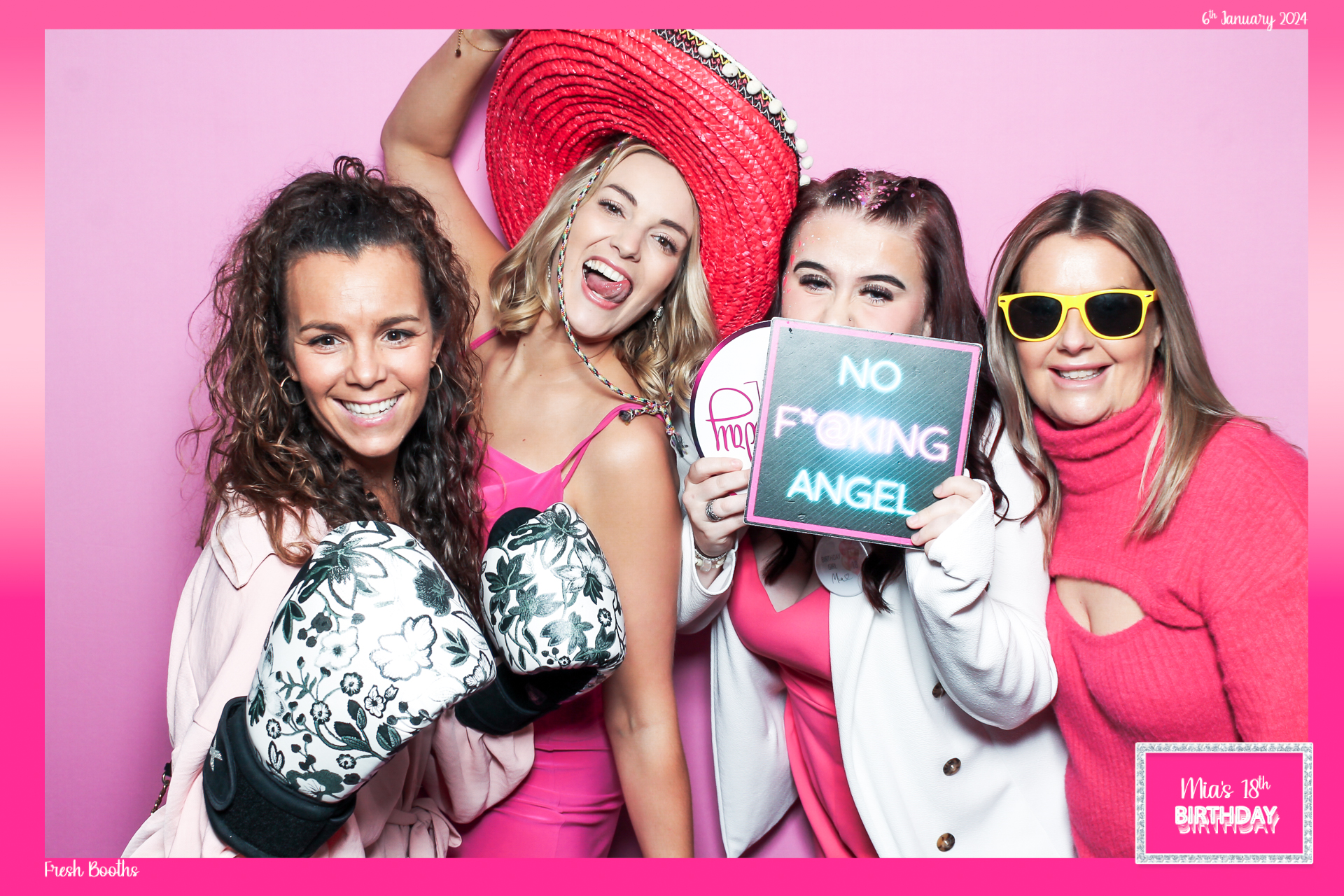 Mia's 18th - Classic Open Booth | View more photos from the event at gallery.freshbooths.com/u/FreshBooths/Mias-18th-Classic-Open-Booth