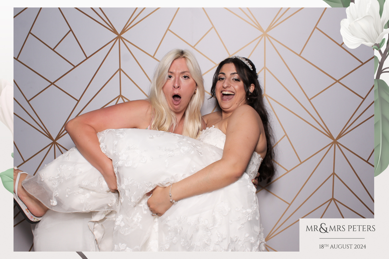 Mr & Mrs Peters | View more photos from the event at gallery.freshbooths.com/u/FreshBooths/Mr-Mrs-Peters