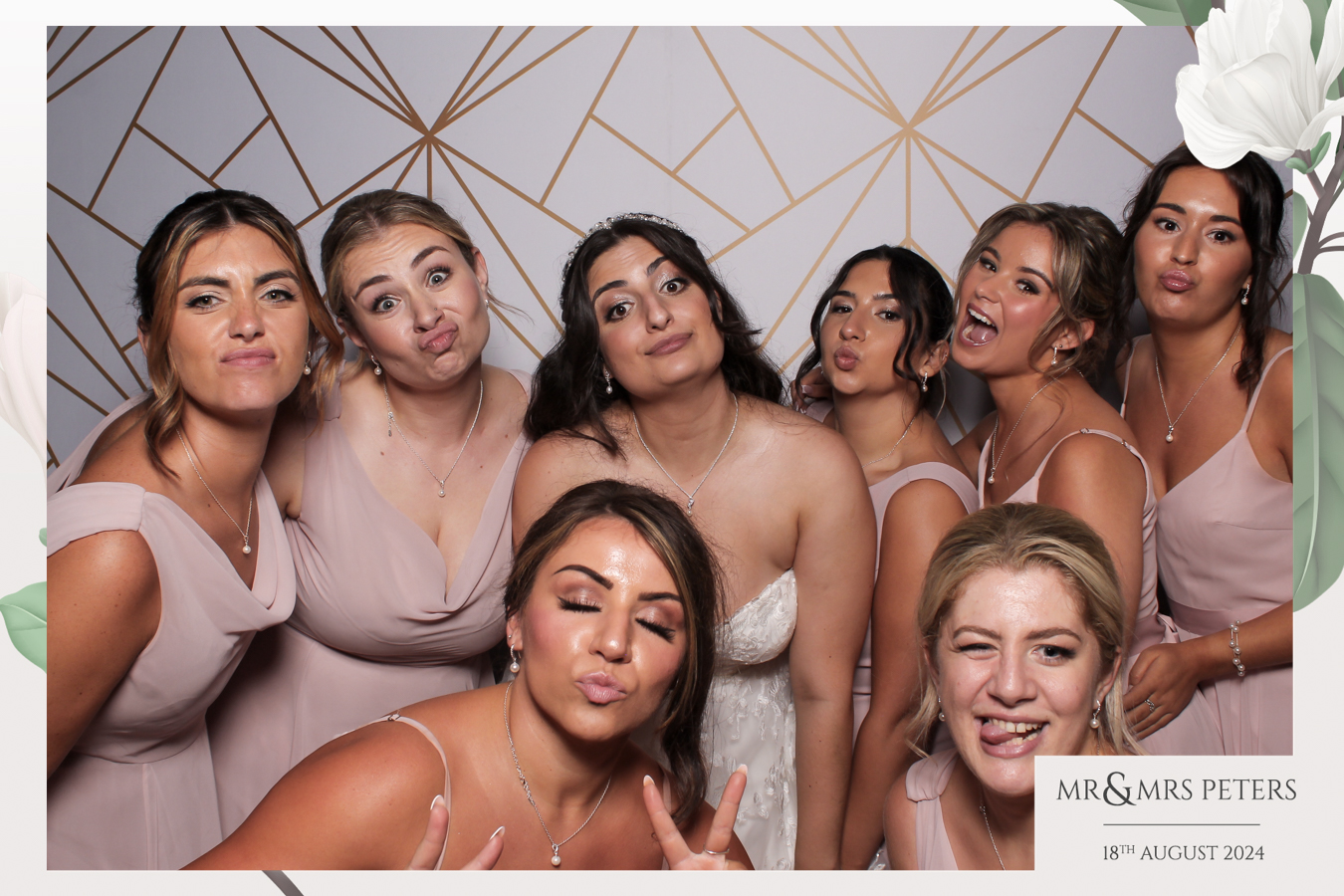 Mr & Mrs Peters | View more photos from the event at gallery.freshbooths.com/u/FreshBooths/Mr-Mrs-Peters