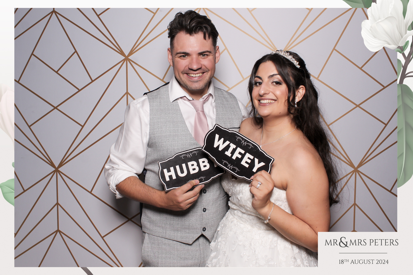 Mr & Mrs Peters | View more photos from the event at gallery.freshbooths.com/u/FreshBooths/Mr-Mrs-Peters