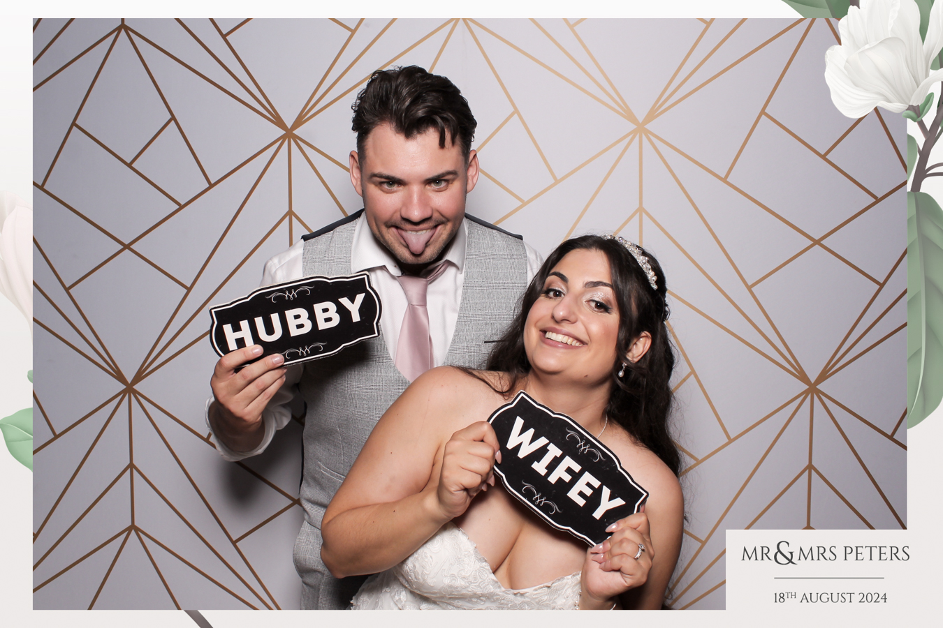 Mr & Mrs Peters | View more photos from the event at gallery.freshbooths.com/u/FreshBooths/Mr-Mrs-Peters