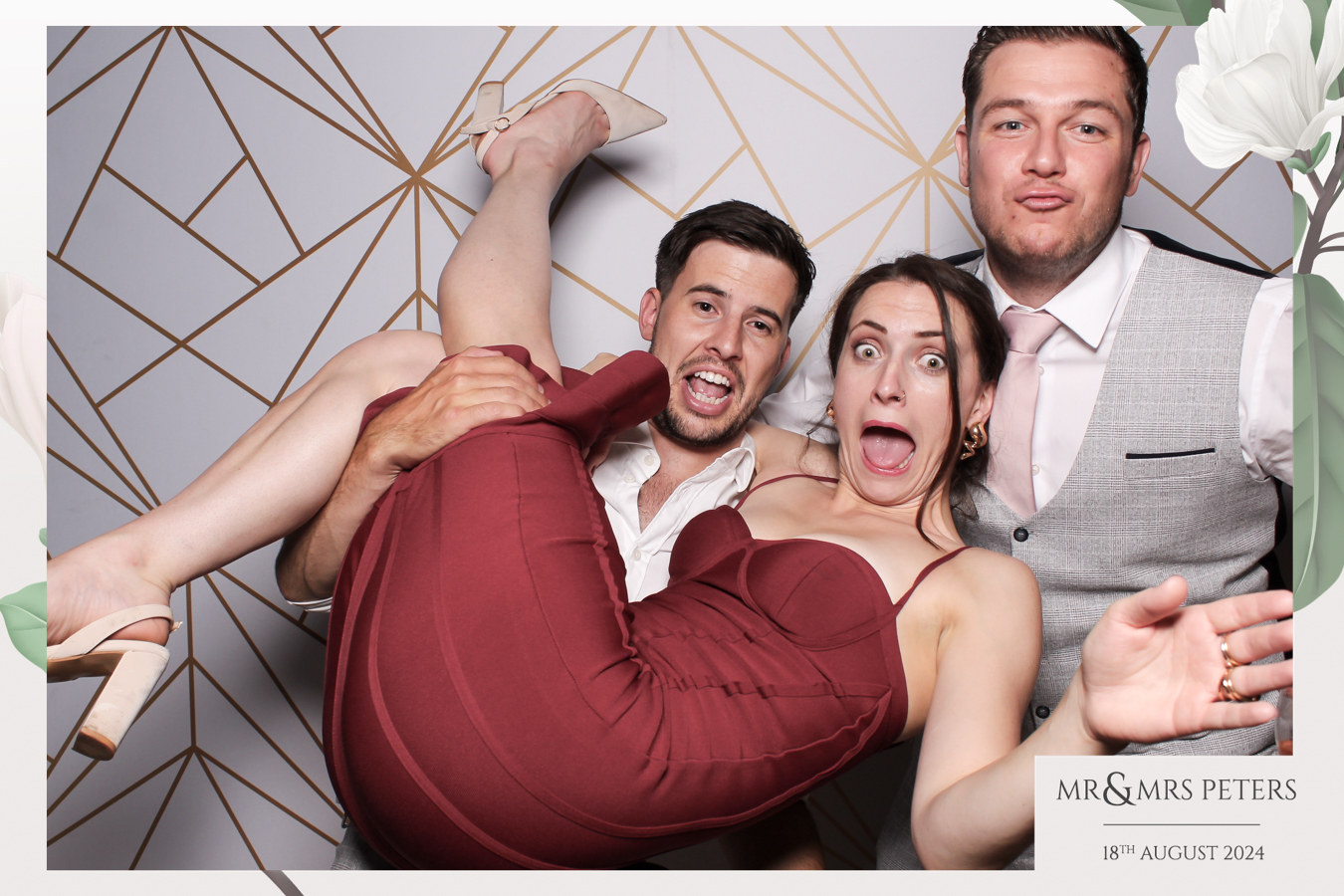 Mr & Mrs Peters | View more photos from the event at gallery.freshbooths.com/u/FreshBooths/Mr-Mrs-Peters