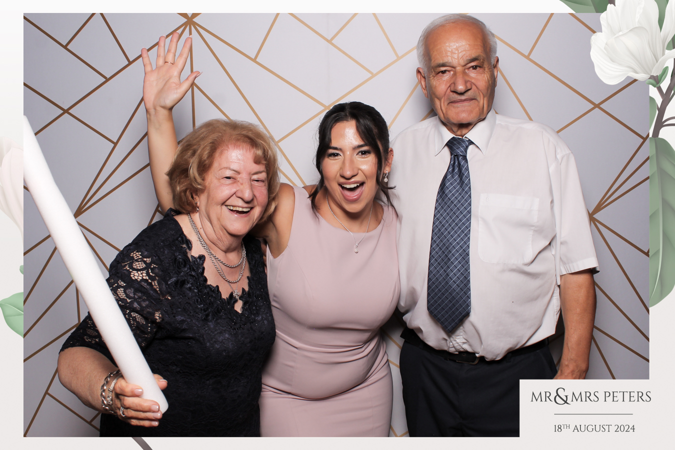 Mr & Mrs Peters | View more photos from the event at gallery.freshbooths.com/u/FreshBooths/Mr-Mrs-Peters