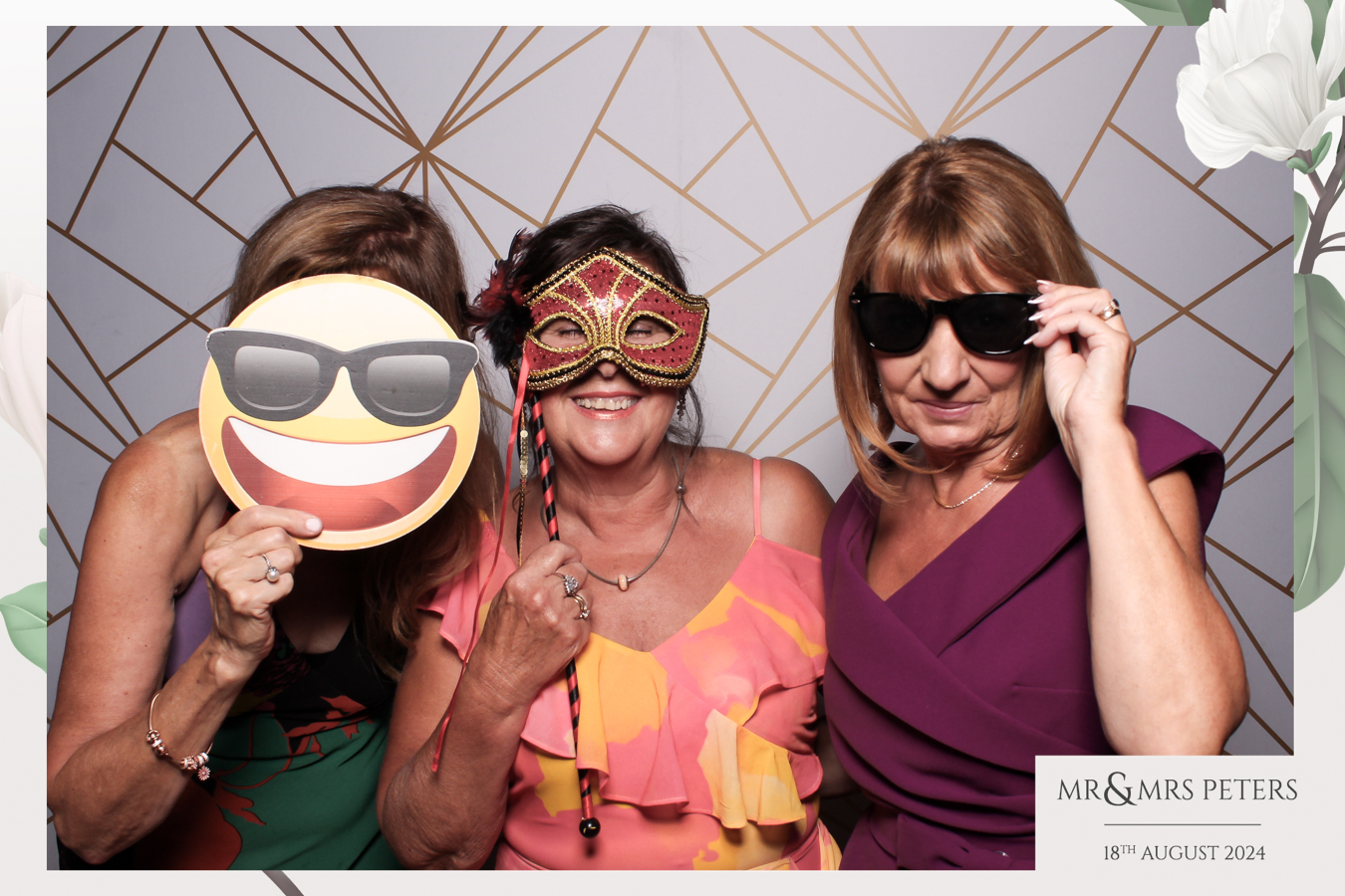 Mr & Mrs Peters | View more photos from the event at gallery.freshbooths.com/u/FreshBooths/Mr-Mrs-Peters