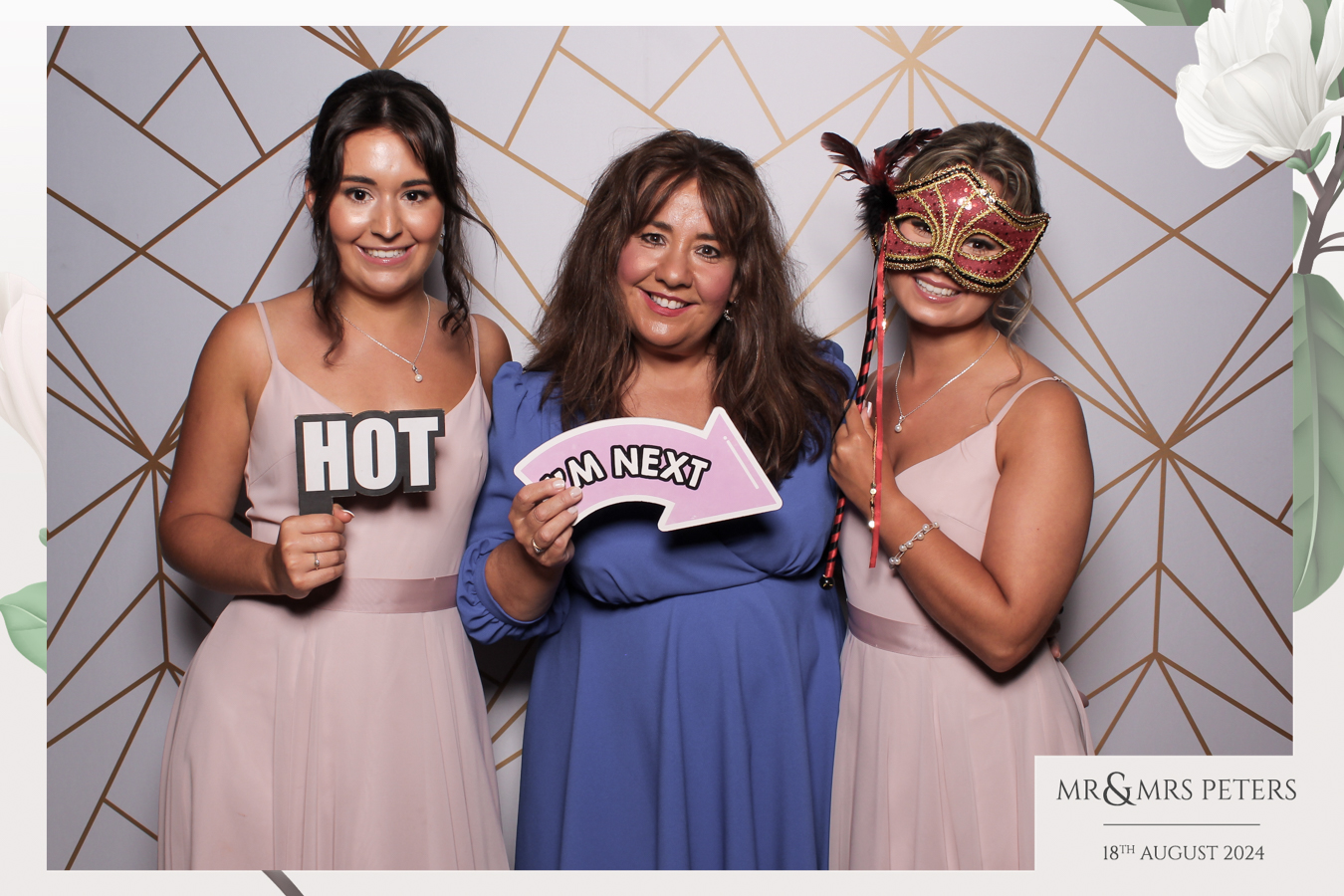 Mr & Mrs Peters | View more photos from the event at gallery.freshbooths.com/u/FreshBooths/Mr-Mrs-Peters