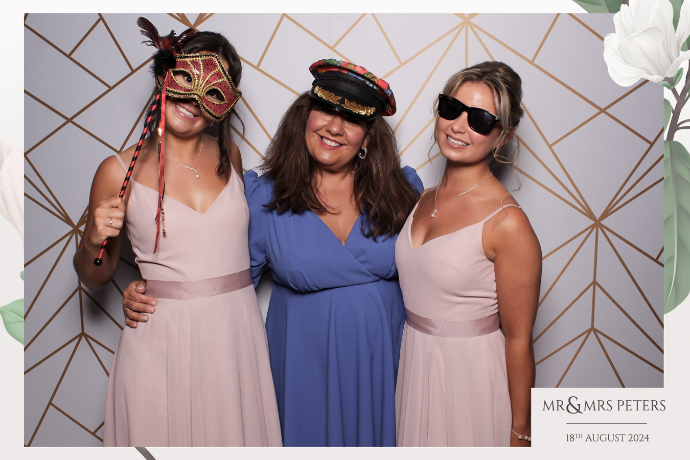 Mr & Mrs Peters | View more photos from the event at gallery.freshbooths.com/u/FreshBooths/Mr-Mrs-Peters