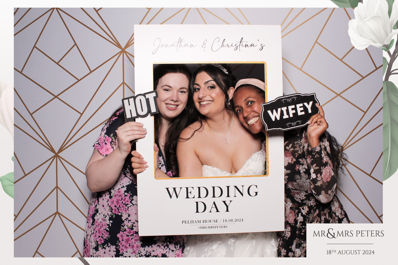 Mr & Mrs Peters | View more photos from the event at gallery.freshbooths.com/u/FreshBooths/Mr-Mrs-Peters