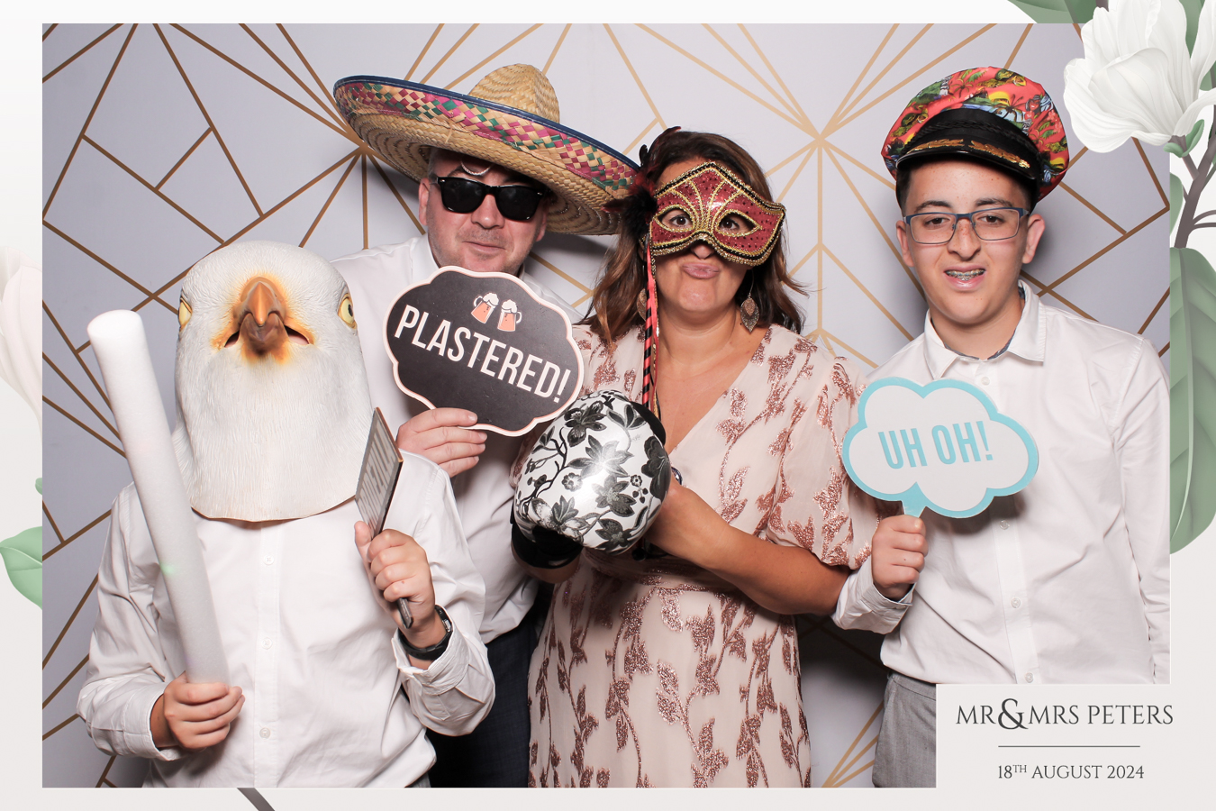 Mr & Mrs Peters | View more photos from the event at gallery.freshbooths.com/u/FreshBooths/Mr-Mrs-Peters