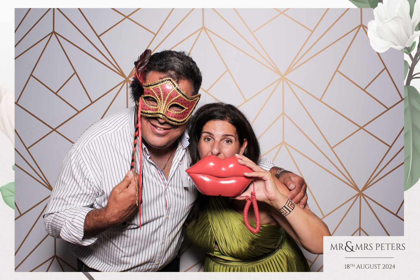 Mr & Mrs Peters | View more photos from the event at gallery.freshbooths.com/u/FreshBooths/Mr-Mrs-Peters
