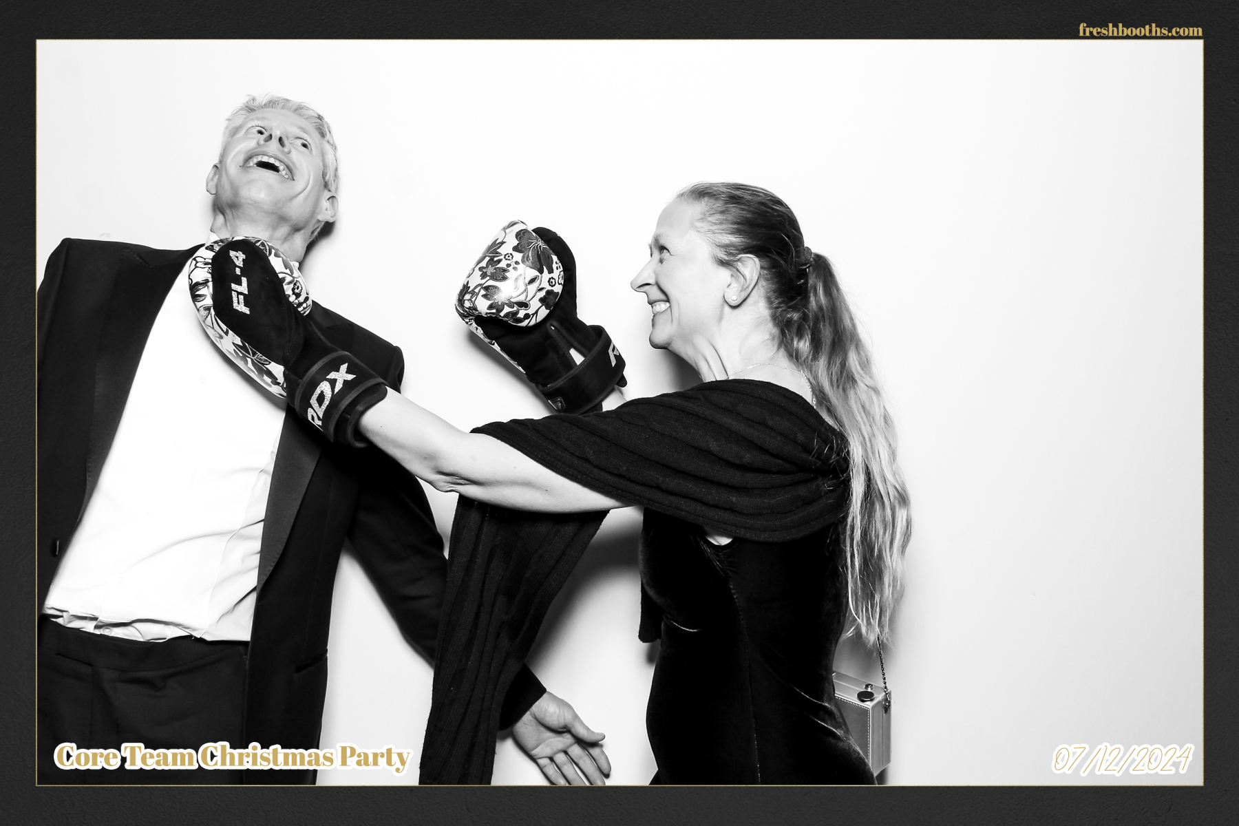 Overbury Xmas Party 2024 | View more photos from the event at gallery.freshbooths.com/u/FreshBooths/Overbury-Xmas-Party-2024
