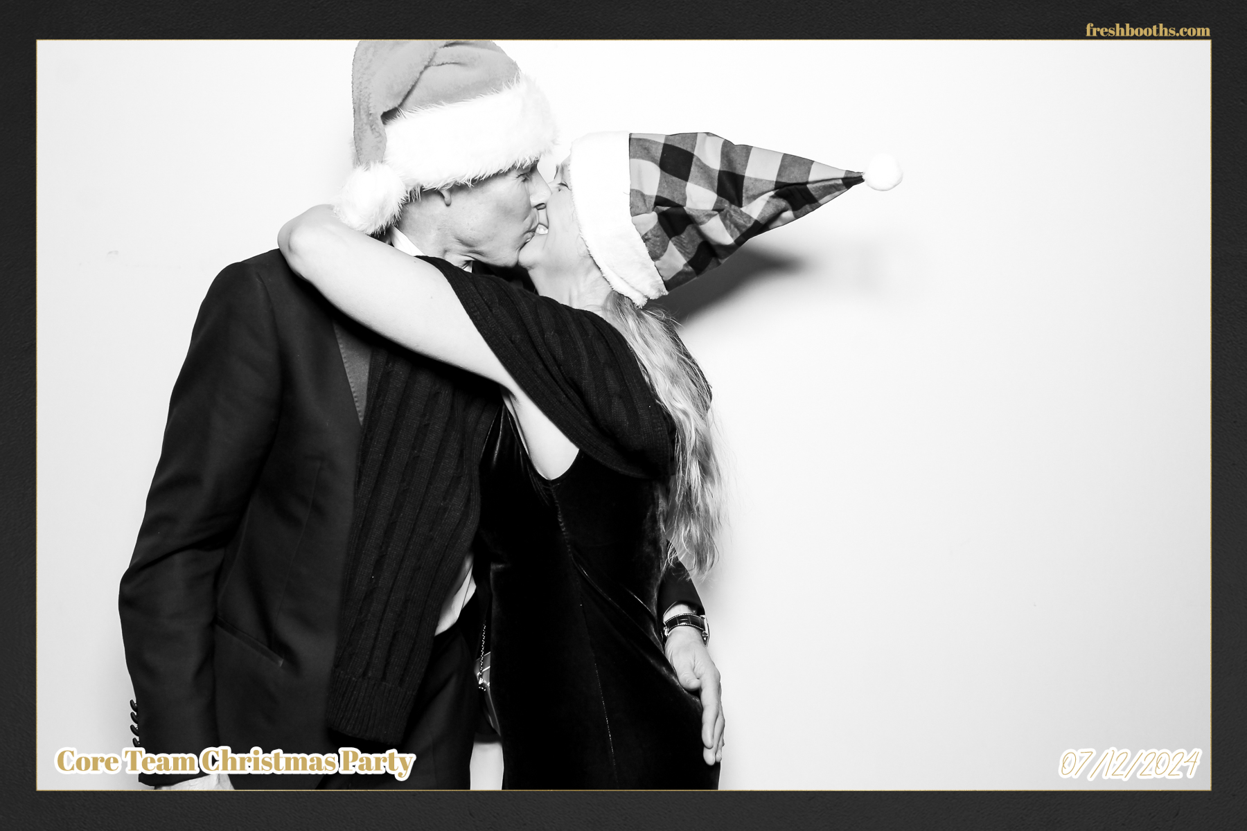 Overbury Xmas Party 2024 | View more photos from the event at gallery.freshbooths.com/u/FreshBooths/Overbury-Xmas-Party-2024