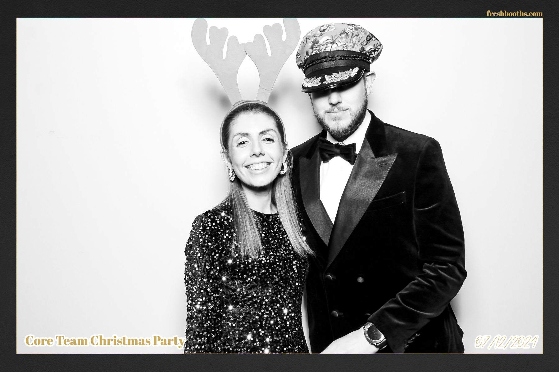 Overbury Xmas Party 2024 | View more photos from the event at gallery.freshbooths.com/u/FreshBooths/Overbury-Xmas-Party-2024