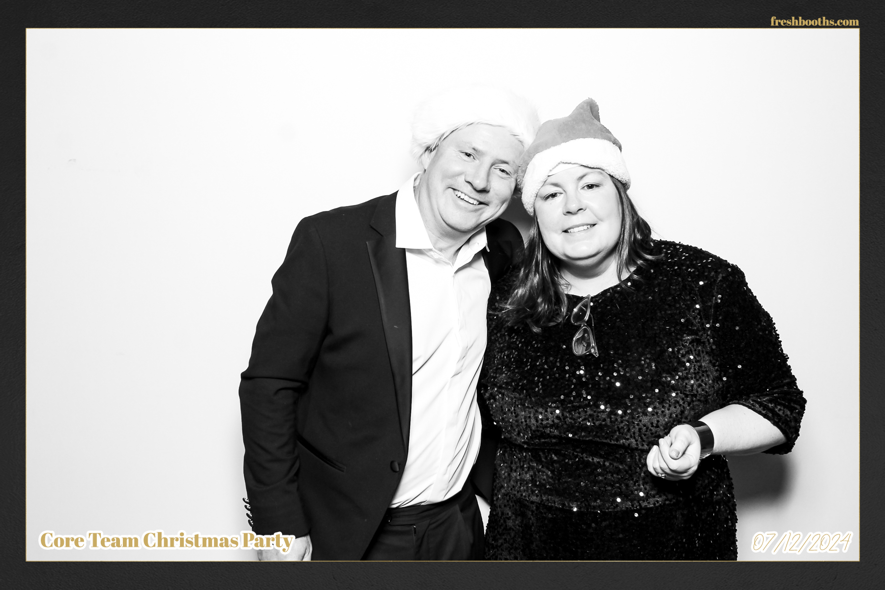 Overbury Xmas Party 2024 | View more photos from the event at gallery.freshbooths.com/u/FreshBooths/Overbury-Xmas-Party-2024