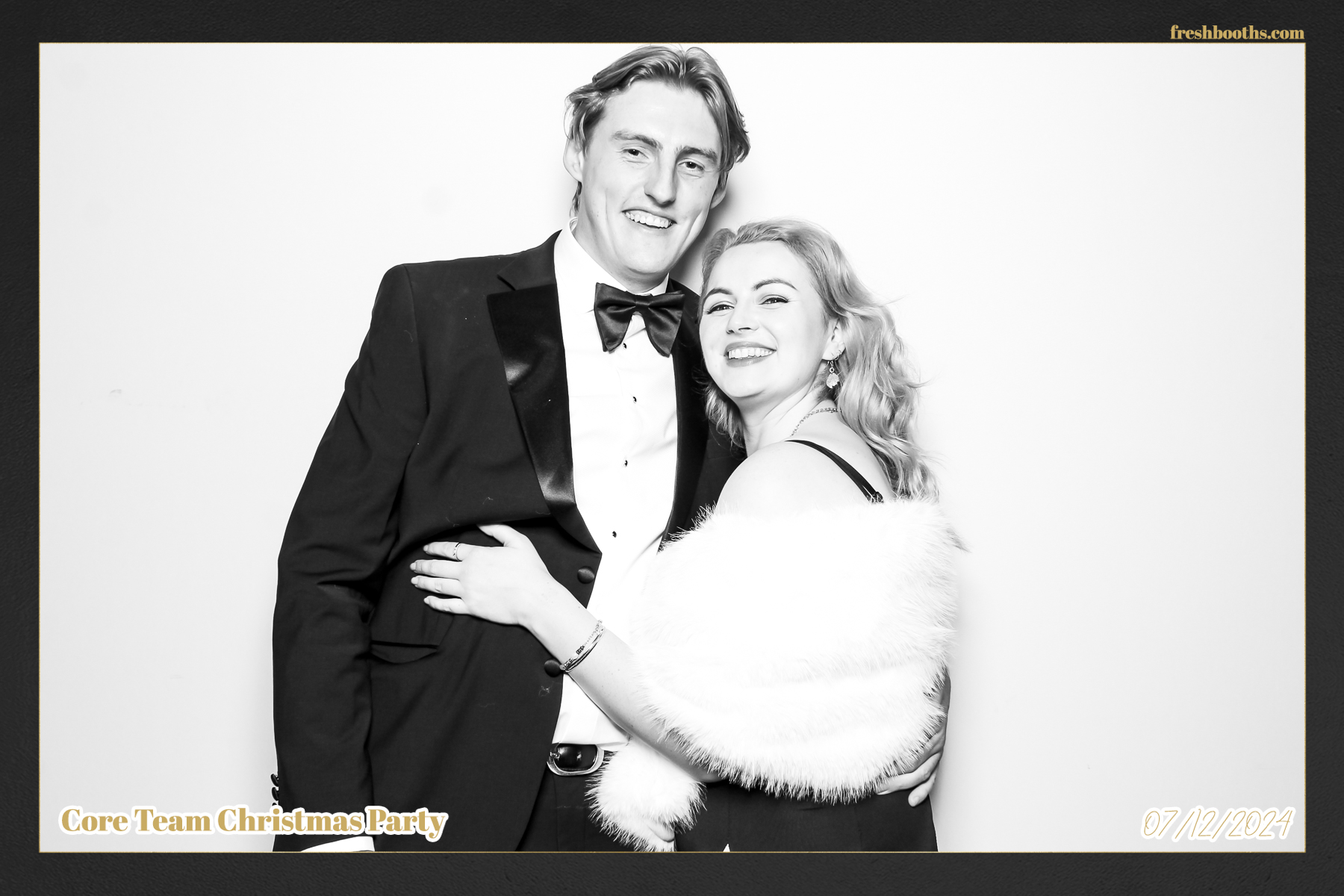 Overbury Xmas Party 2024 | View more photos from the event at gallery.freshbooths.com/u/FreshBooths/Overbury-Xmas-Party-2024