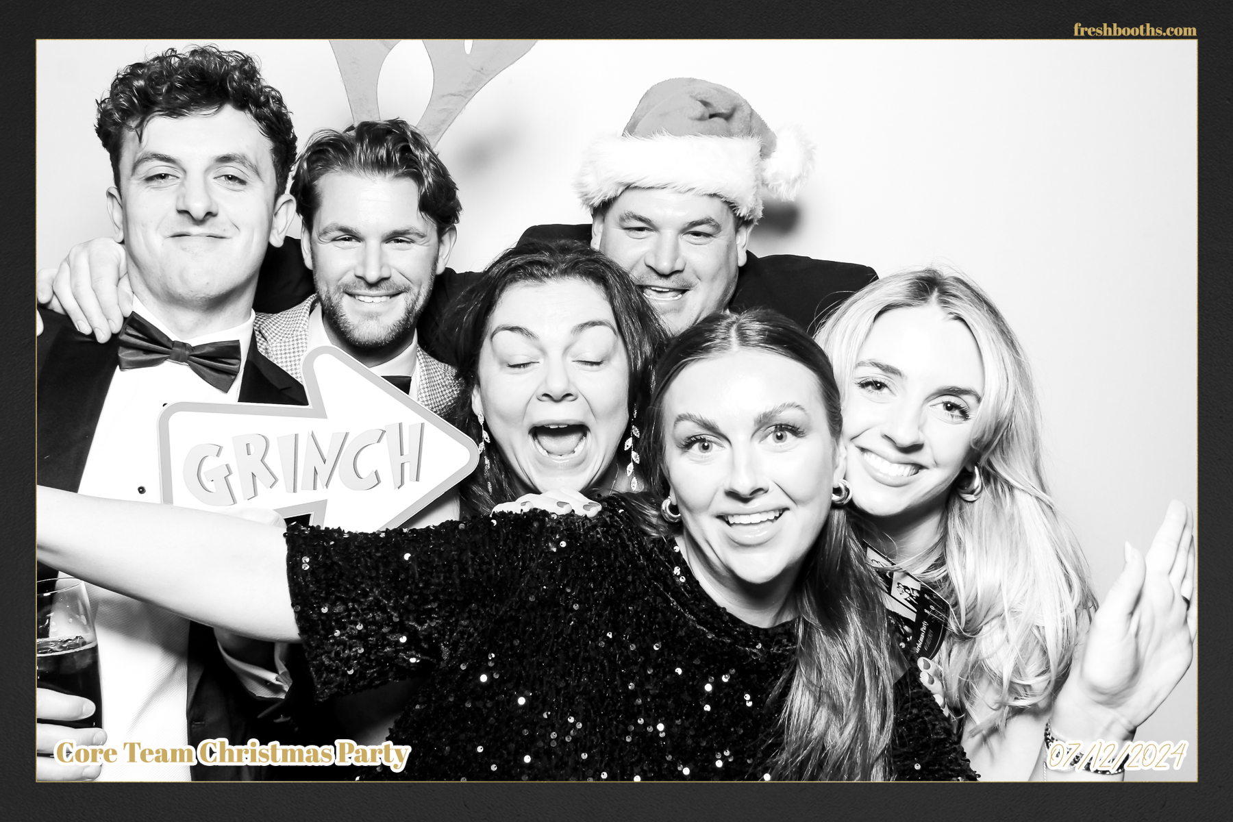 Overbury Xmas Party 2024 | View more photos from the event at gallery.freshbooths.com/u/FreshBooths/Overbury-Xmas-Party-2024