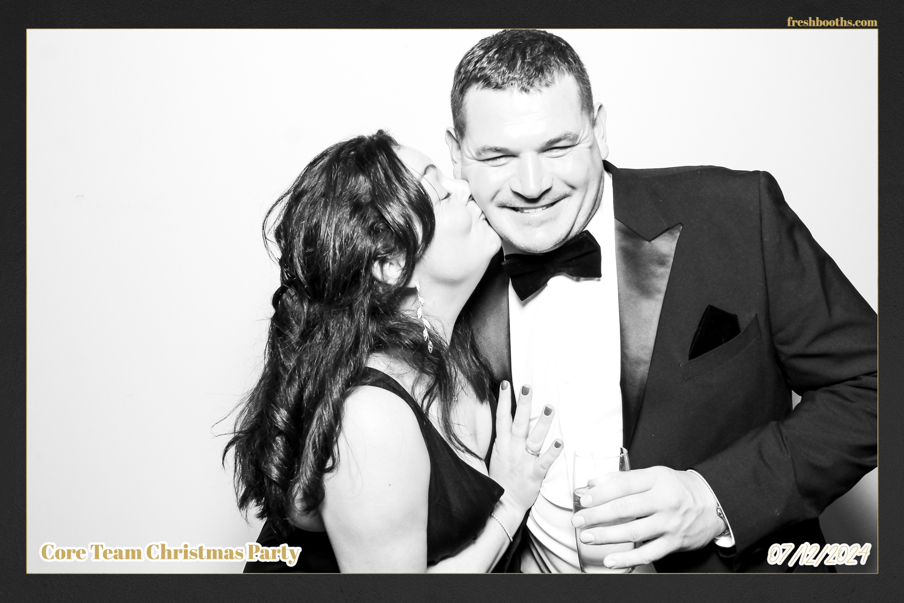 Overbury Xmas Party 2024 | View more photos from the event at gallery.freshbooths.com/u/FreshBooths/Overbury-Xmas-Party-2024
