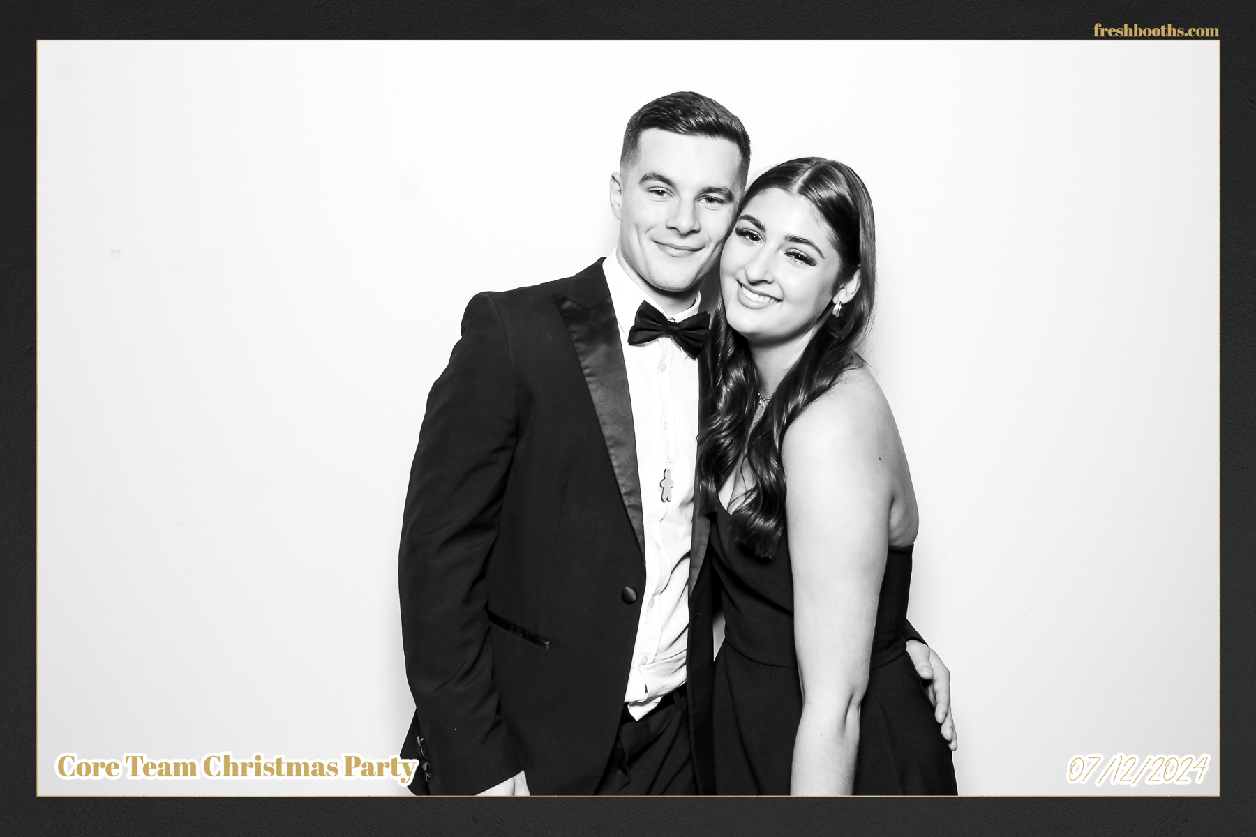Overbury Xmas Party 2024 | View more photos from the event at gallery.freshbooths.com/u/FreshBooths/Overbury-Xmas-Party-2024