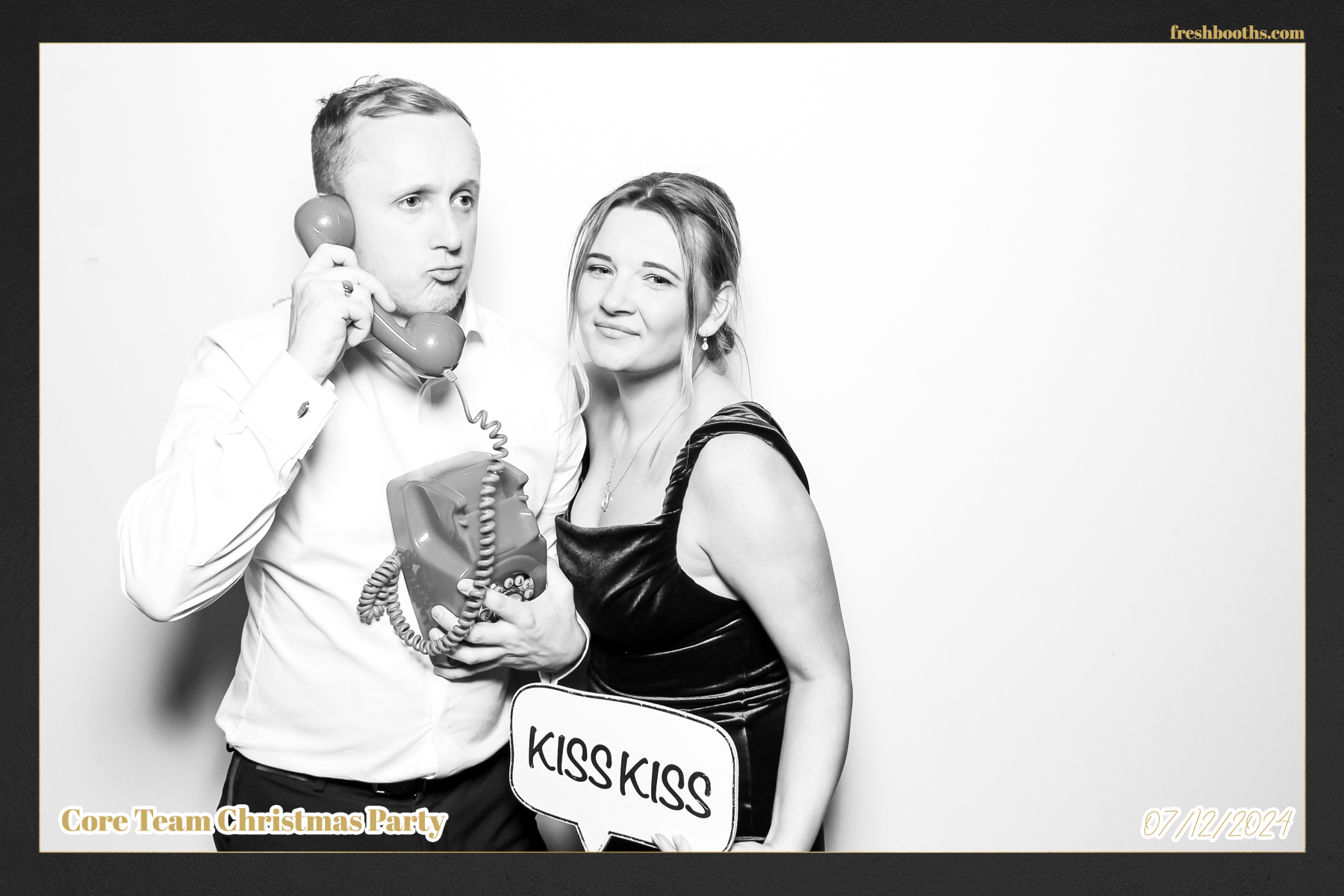 Overbury Xmas Party 2024 | View more photos from the event at gallery.freshbooths.com/u/FreshBooths/Overbury-Xmas-Party-2024