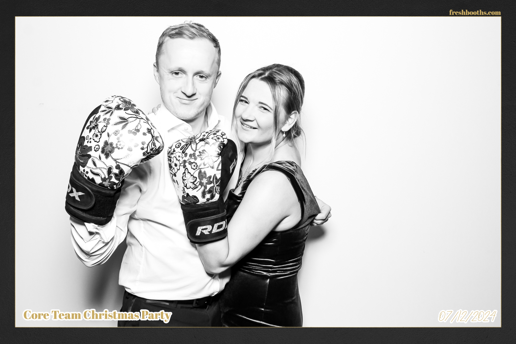 Overbury Xmas Party 2024 | View more photos from the event at gallery.freshbooths.com/u/FreshBooths/Overbury-Xmas-Party-2024