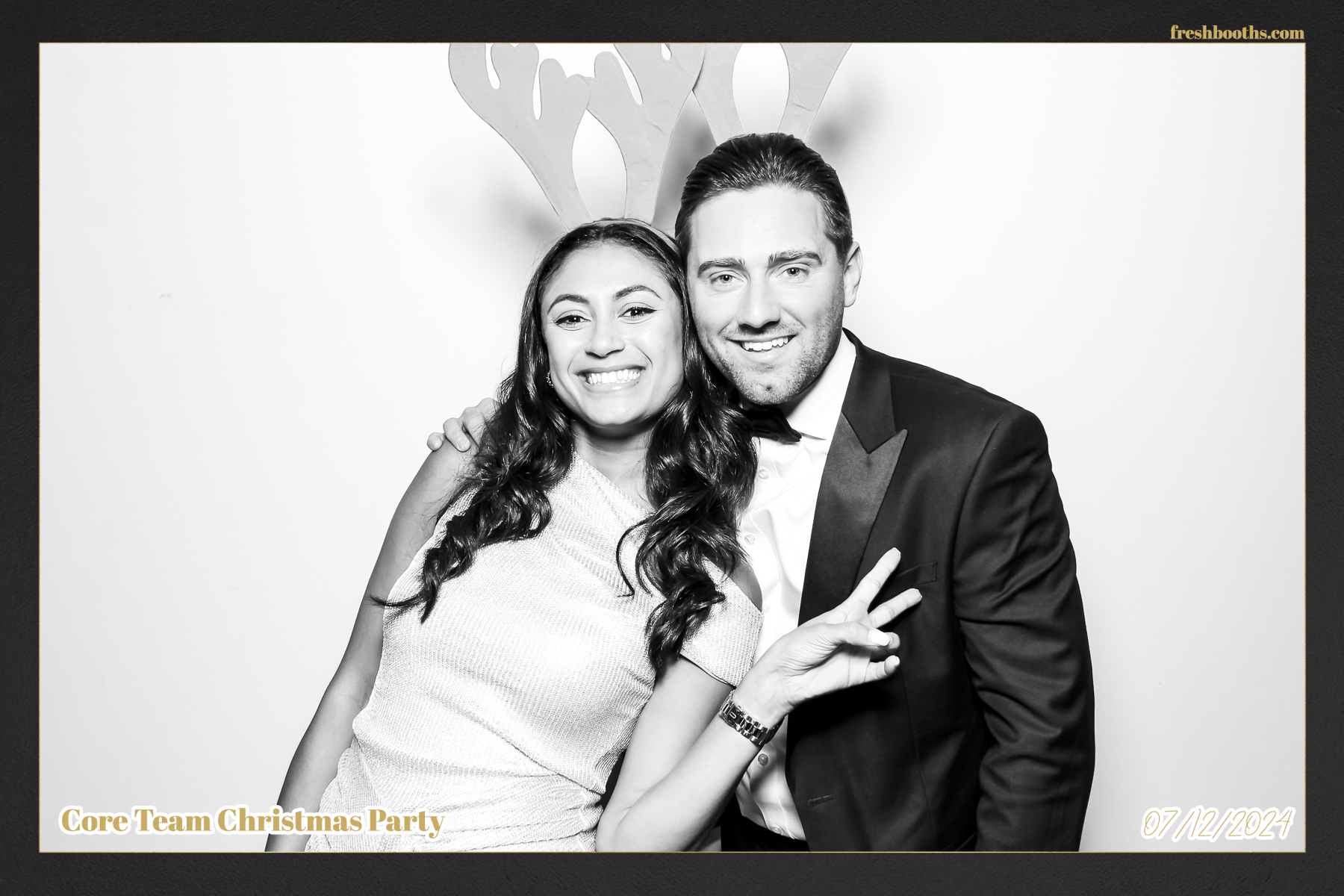 Overbury Xmas Party 2024 | View more photos from the event at gallery.freshbooths.com/u/FreshBooths/Overbury-Xmas-Party-2024