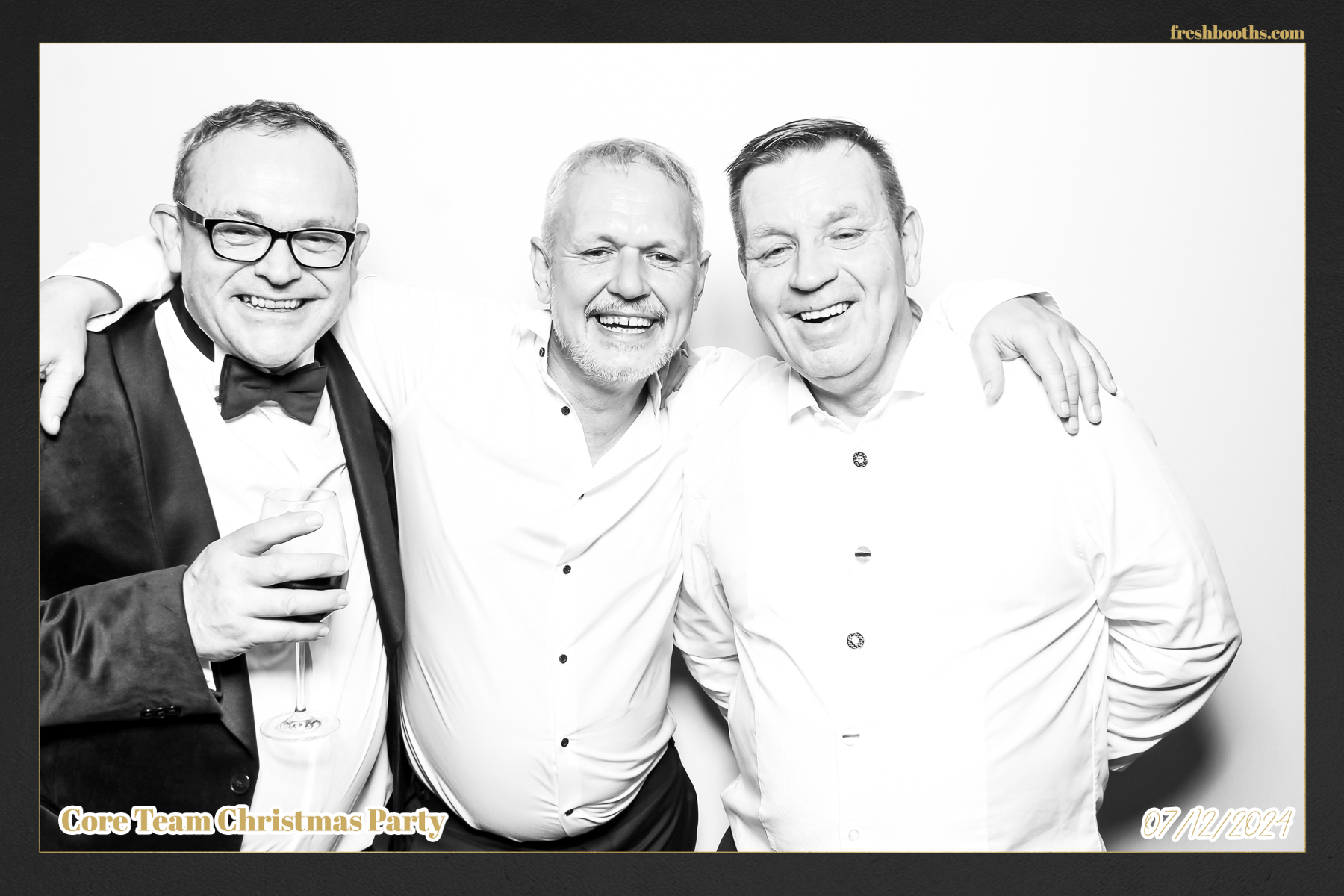 Overbury Xmas Party 2024 | View more photos from the event at gallery.freshbooths.com/u/FreshBooths/Overbury-Xmas-Party-2024