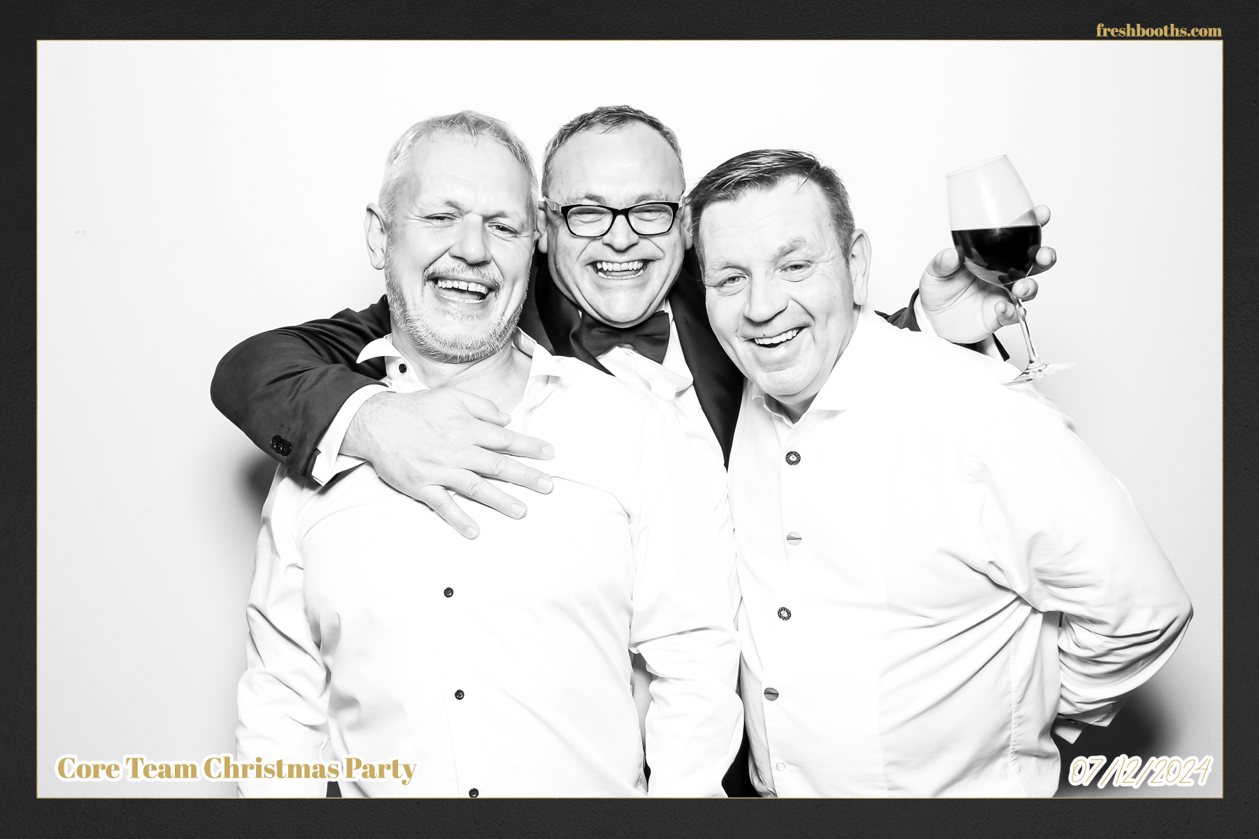 Overbury Xmas Party 2024 | View more photos from the event at gallery.freshbooths.com/u/FreshBooths/Overbury-Xmas-Party-2024