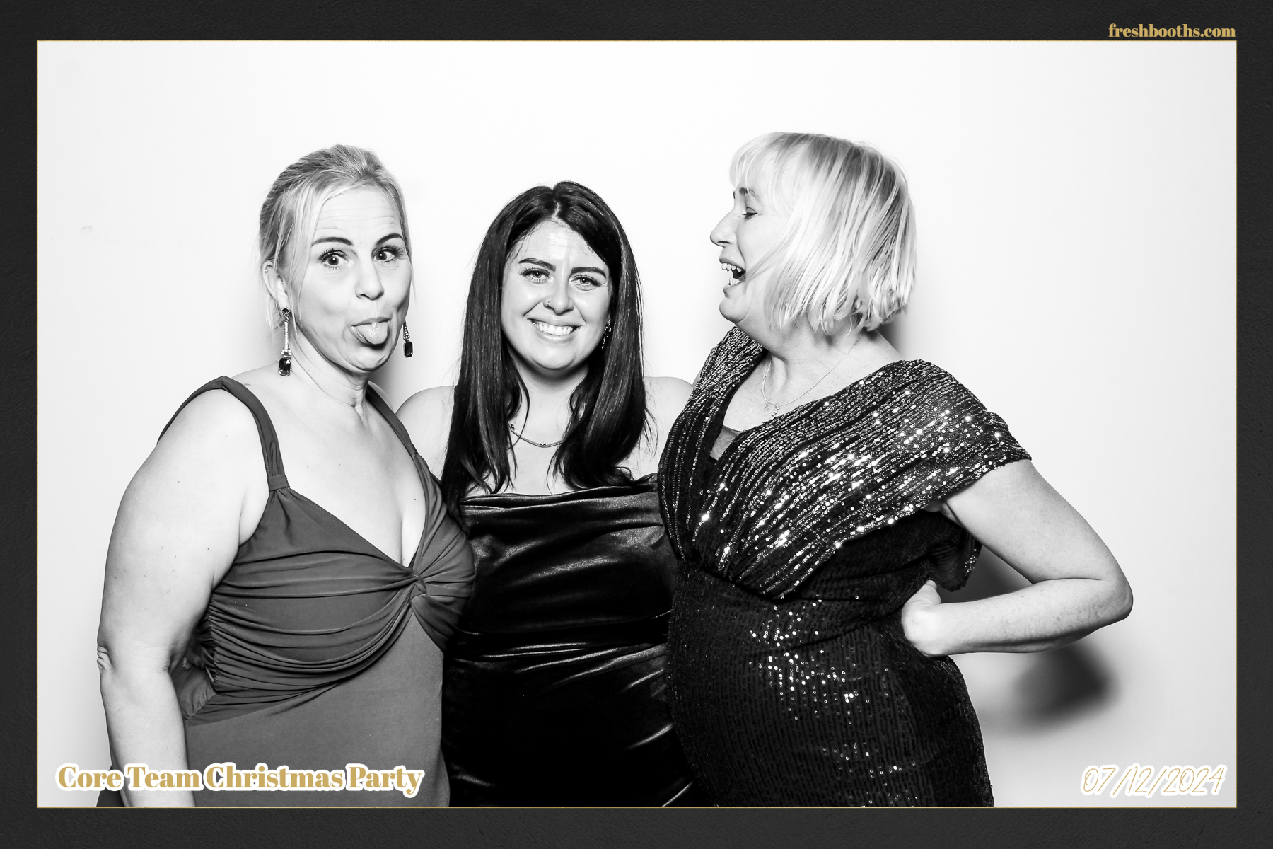 Overbury Xmas Party 2024 | View more photos from the event at gallery.freshbooths.com/u/FreshBooths/Overbury-Xmas-Party-2024