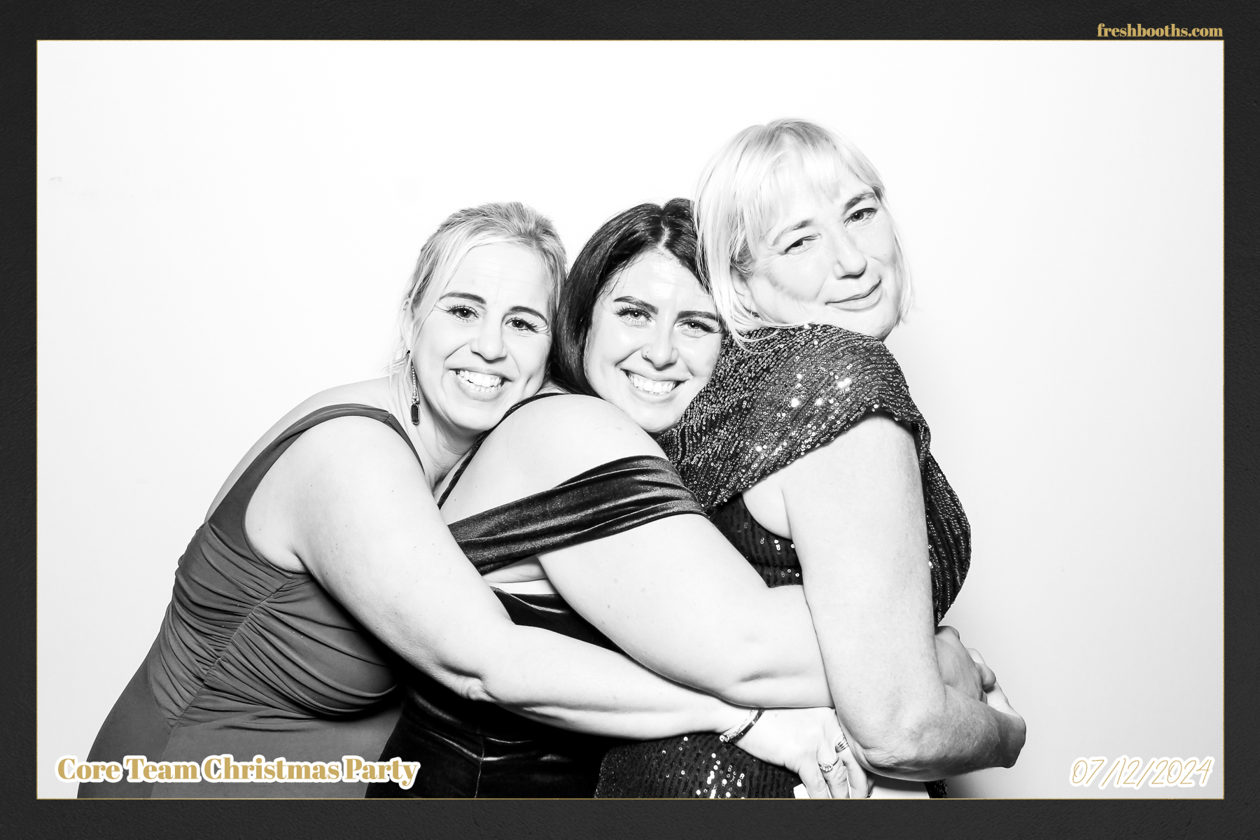 Overbury Xmas Party 2024 | View more photos from the event at gallery.freshbooths.com/u/FreshBooths/Overbury-Xmas-Party-2024