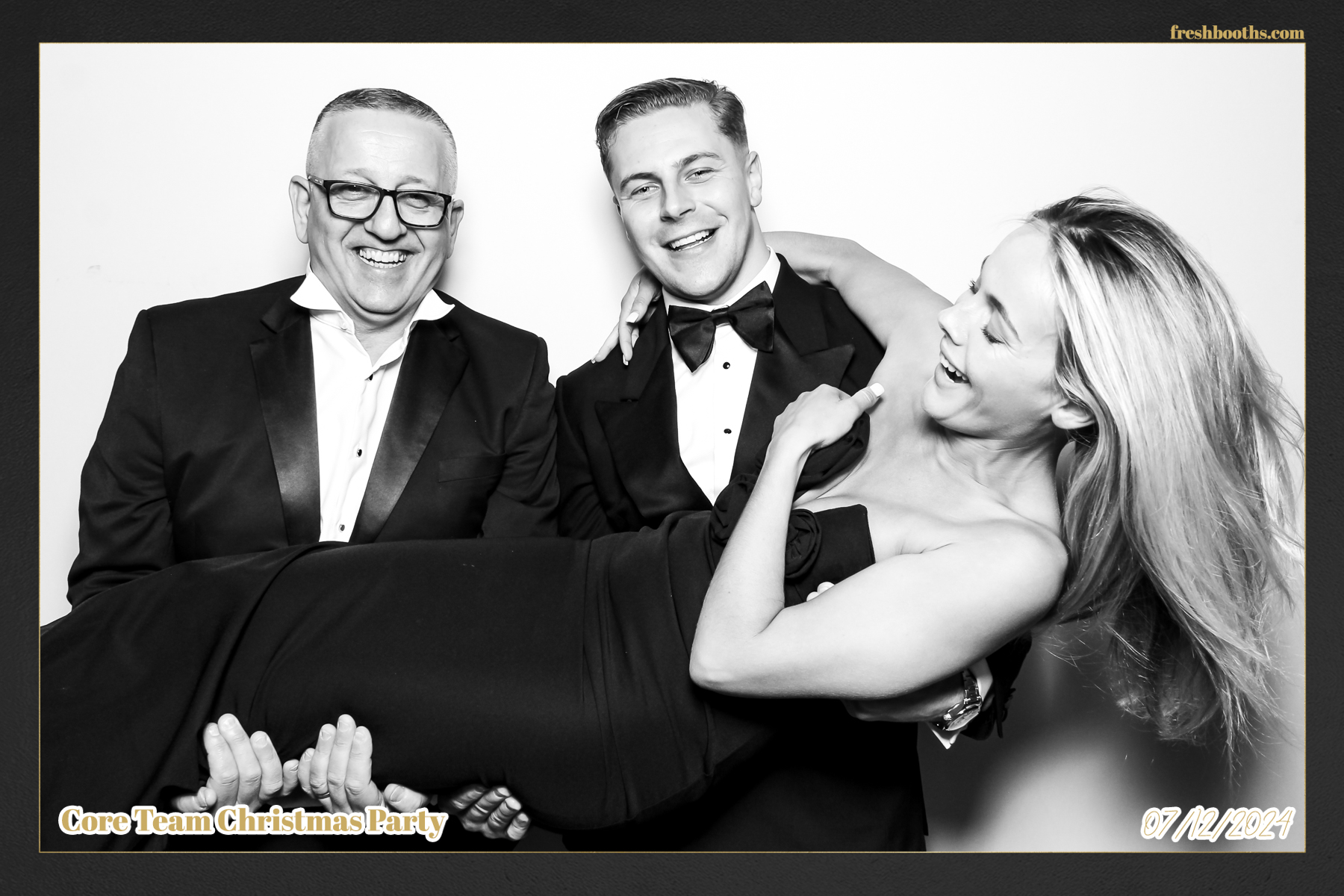 Overbury Xmas Party 2024 | View more photos from the event at gallery.freshbooths.com/u/FreshBooths/Overbury-Xmas-Party-2024