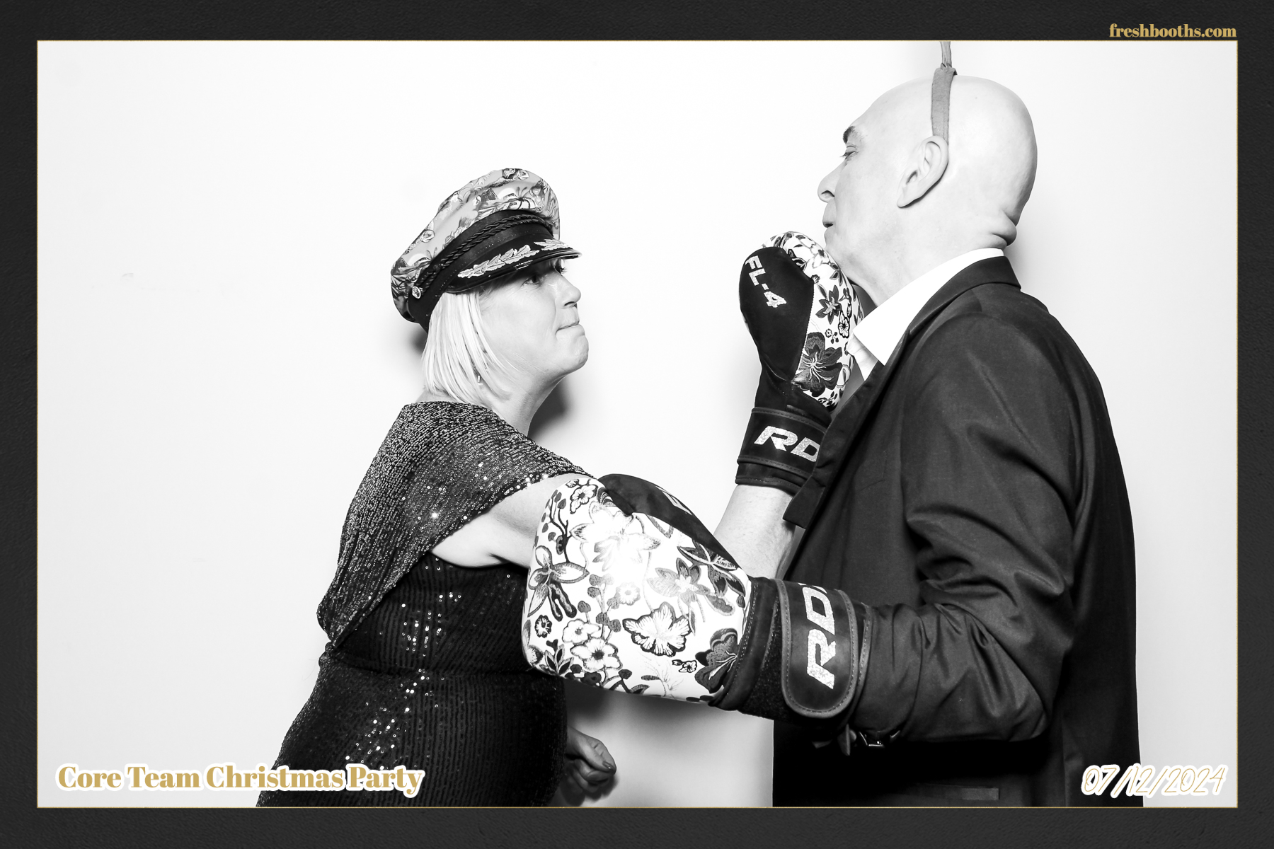 Overbury Xmas Party 2024 | View more photos from the event at gallery.freshbooths.com/u/FreshBooths/Overbury-Xmas-Party-2024