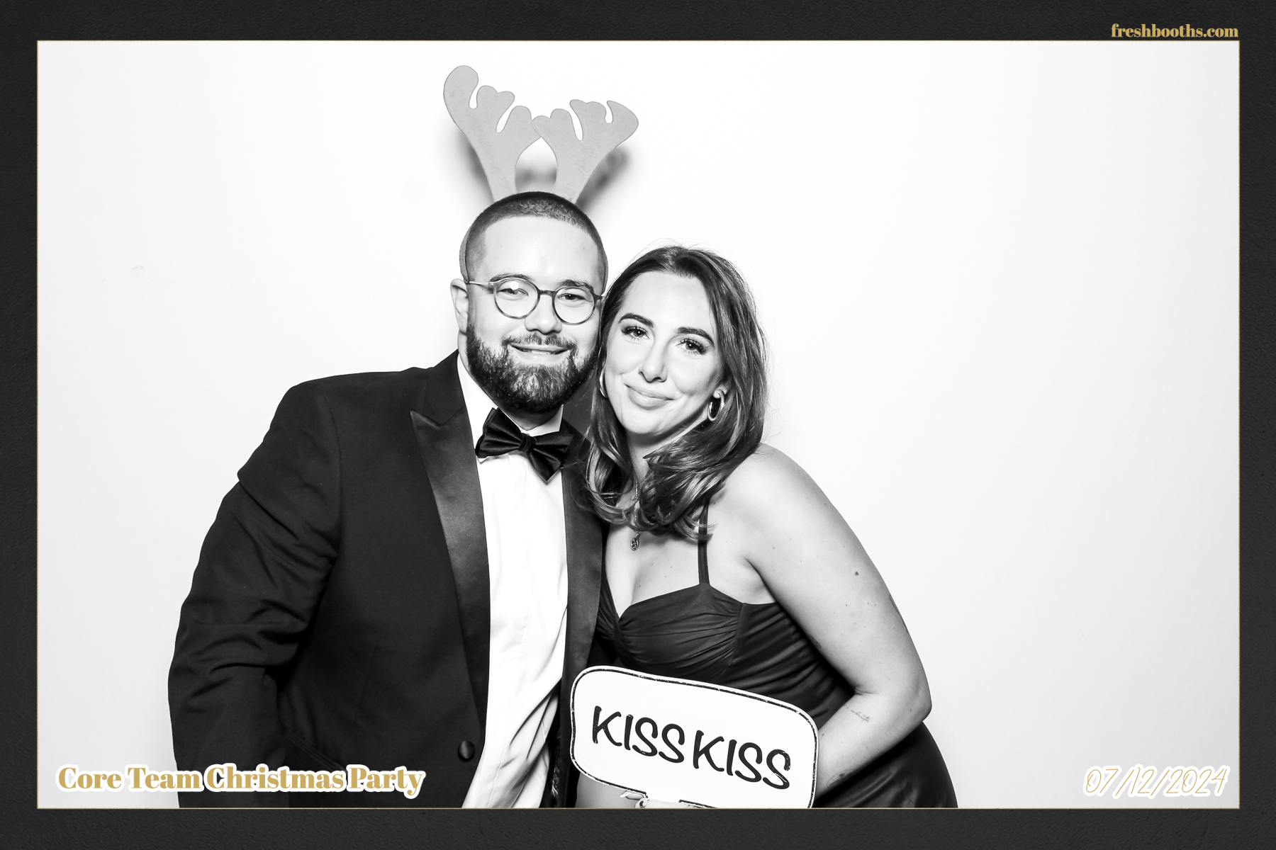 Overbury Xmas Party 2024 | View more photos from the event at gallery.freshbooths.com/u/FreshBooths/Overbury-Xmas-Party-2024