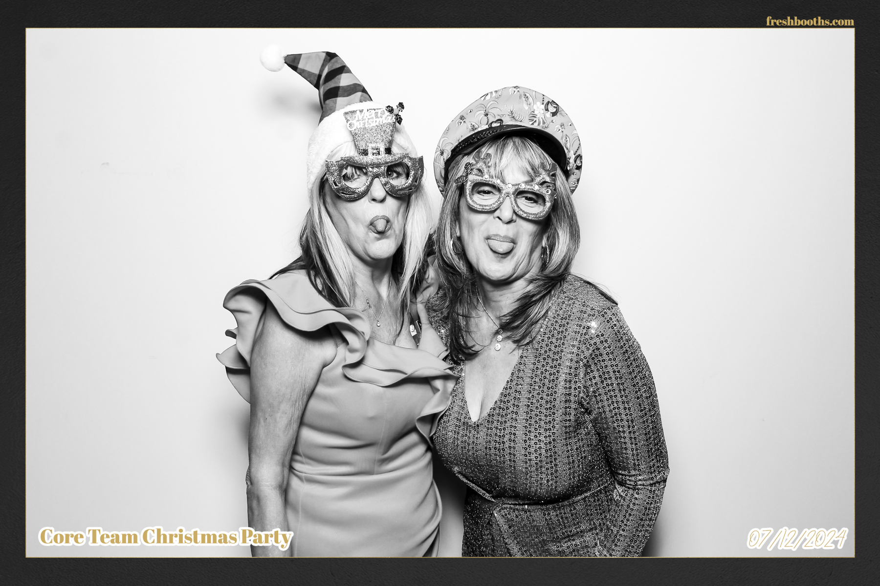 Overbury Xmas Party 2024 | View more photos from the event at gallery.freshbooths.com/u/FreshBooths/Overbury-Xmas-Party-2024