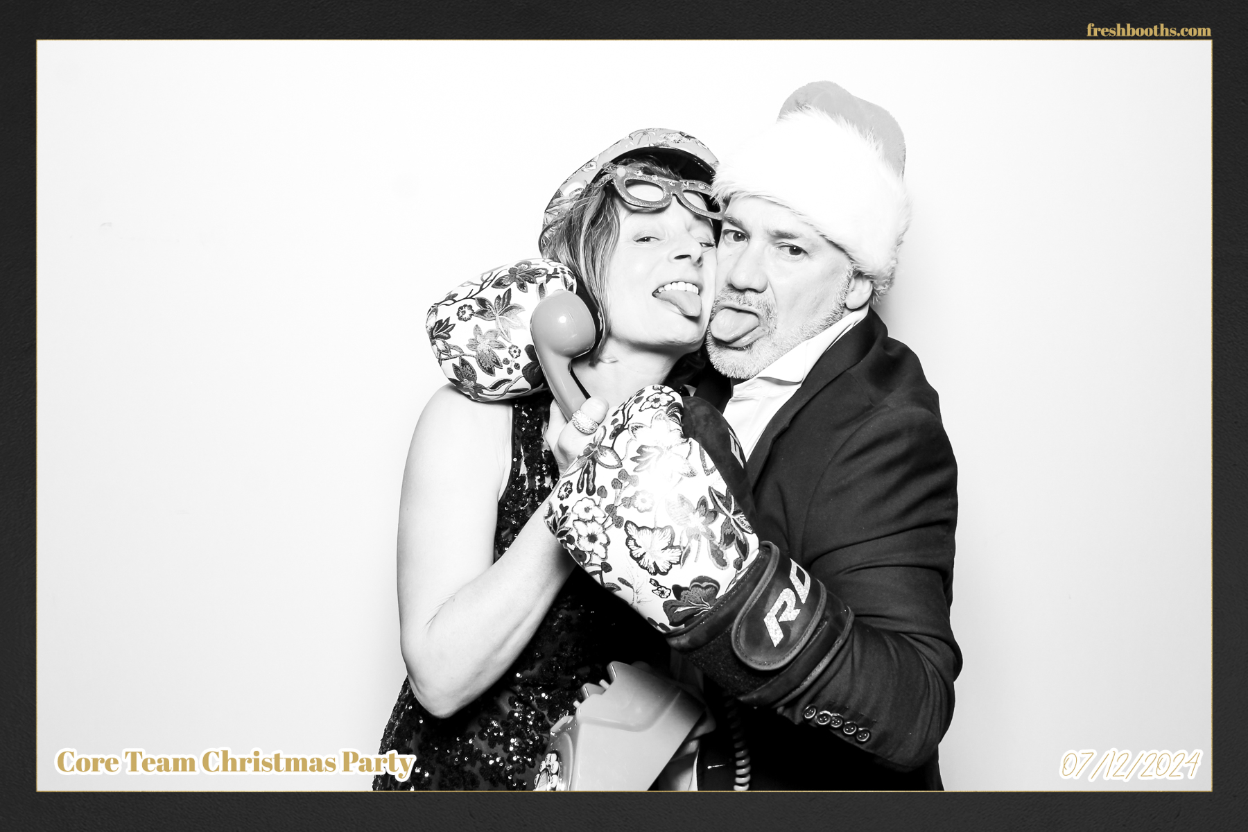 Overbury Xmas Party 2024 | View more photos from the event at gallery.freshbooths.com/u/FreshBooths/Overbury-Xmas-Party-2024