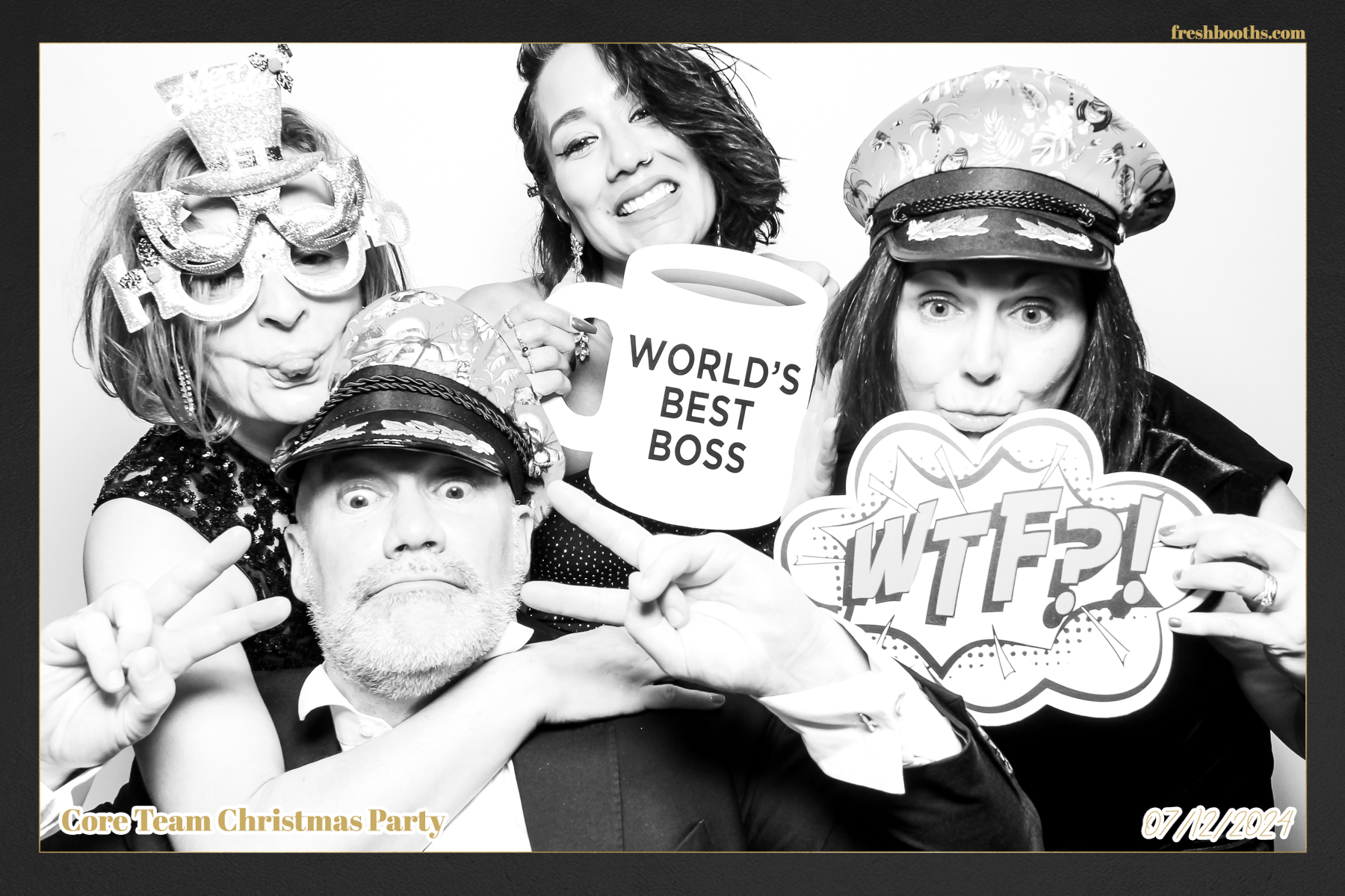 Overbury Xmas Party 2024 | View more photos from the event at gallery.freshbooths.com/u/FreshBooths/Overbury-Xmas-Party-2024