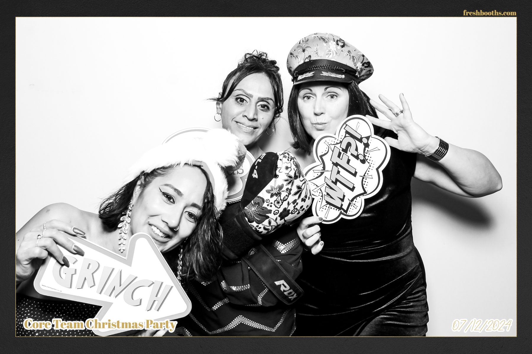 Overbury Xmas Party 2024 | View more photos from the event at gallery.freshbooths.com/u/FreshBooths/Overbury-Xmas-Party-2024