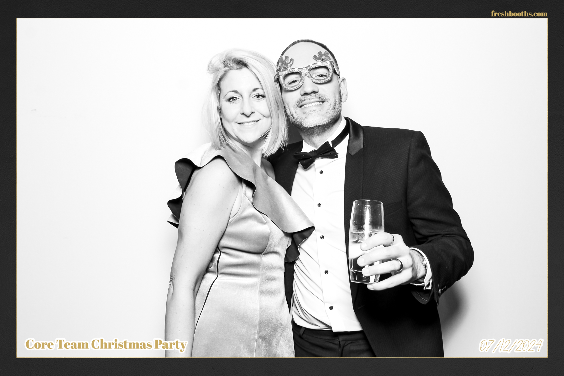 Overbury Xmas Party 2024 | View more photos from the event at gallery.freshbooths.com/u/FreshBooths/Overbury-Xmas-Party-2024