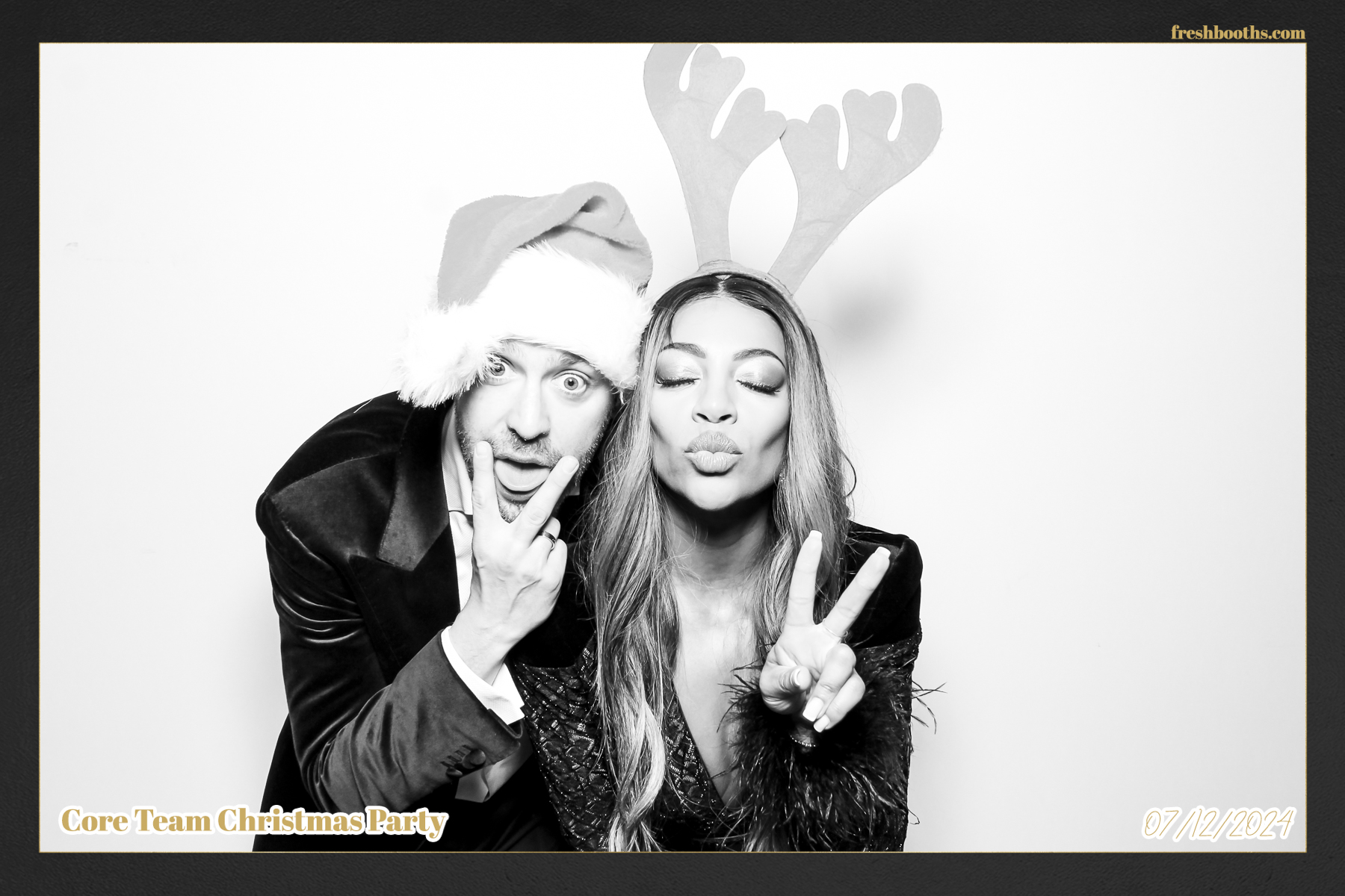 Overbury Xmas Party 2024 | View more photos from the event at gallery.freshbooths.com/u/FreshBooths/Overbury-Xmas-Party-2024